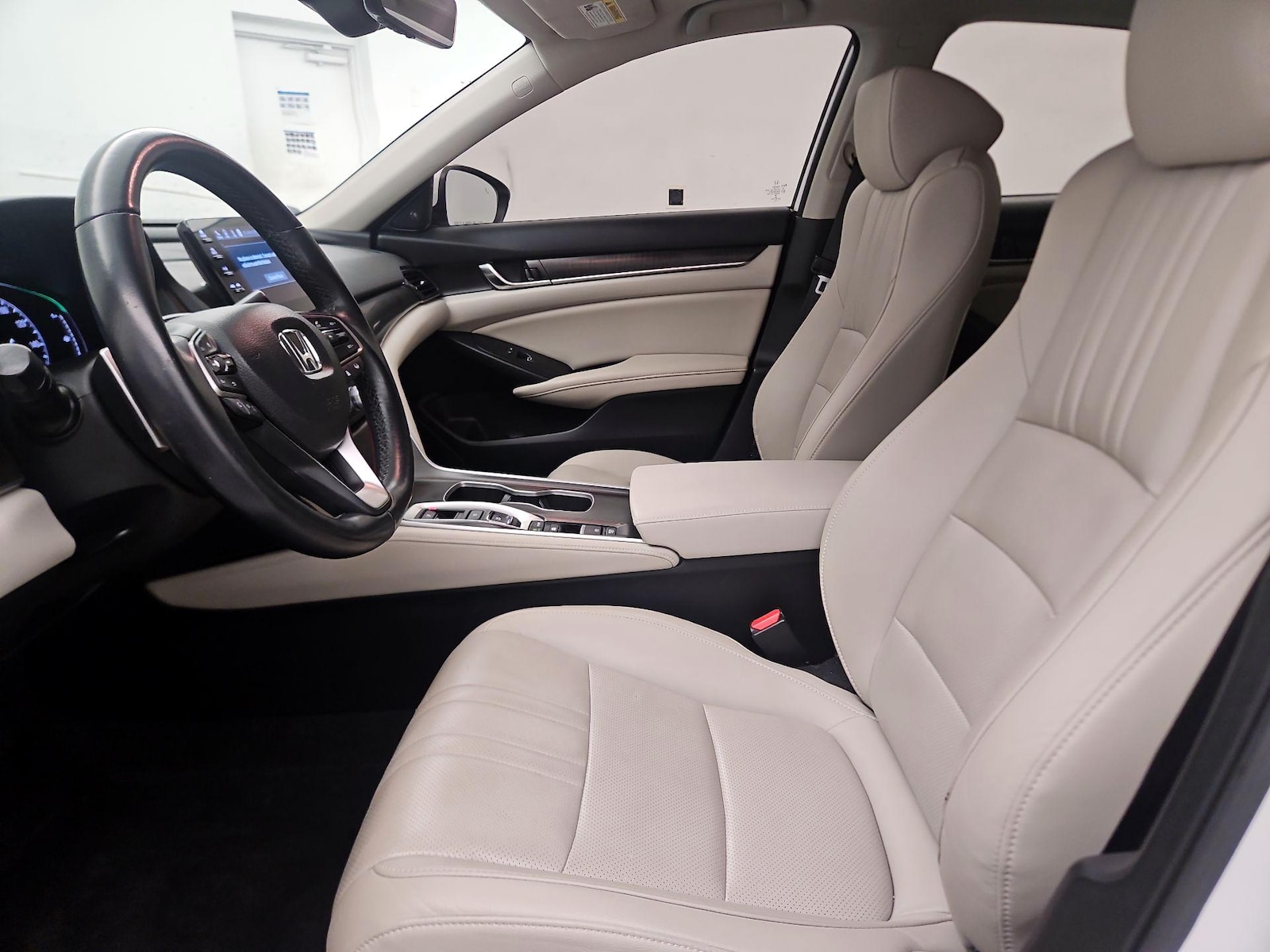 2021 Honda Accord Hybrid Touring - Photo 12