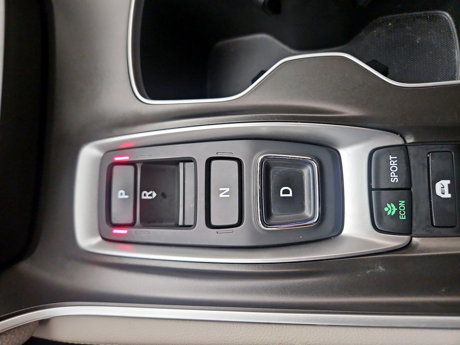 2021 Honda Accord Hybrid Touring - Photo 18