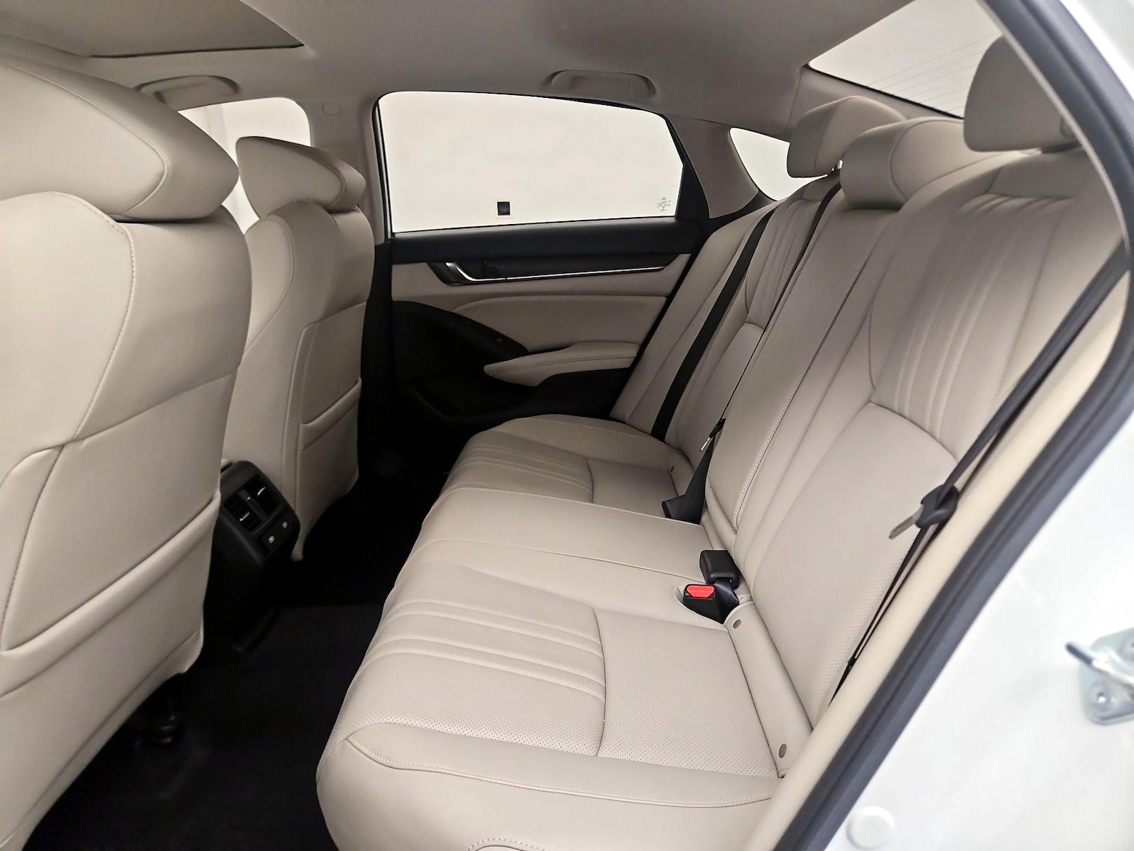 2021 Honda Accord Hybrid Touring - Photo 20
