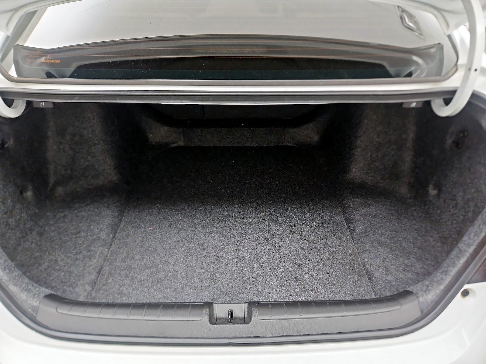 2021 Honda Accord Hybrid Touring - Photo 21