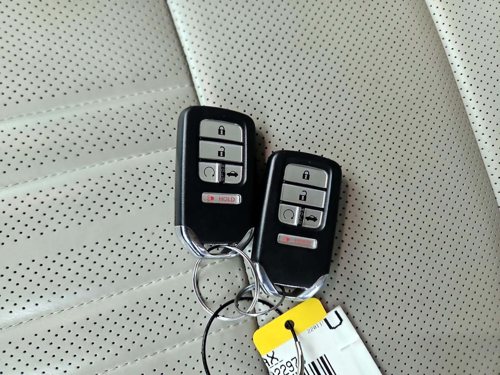 2021 Honda Accord Hybrid Touring - Photo 23