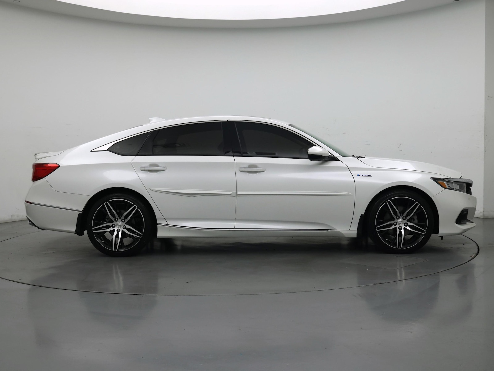 2021 Honda Accord Hybrid Touring - Photo 8
