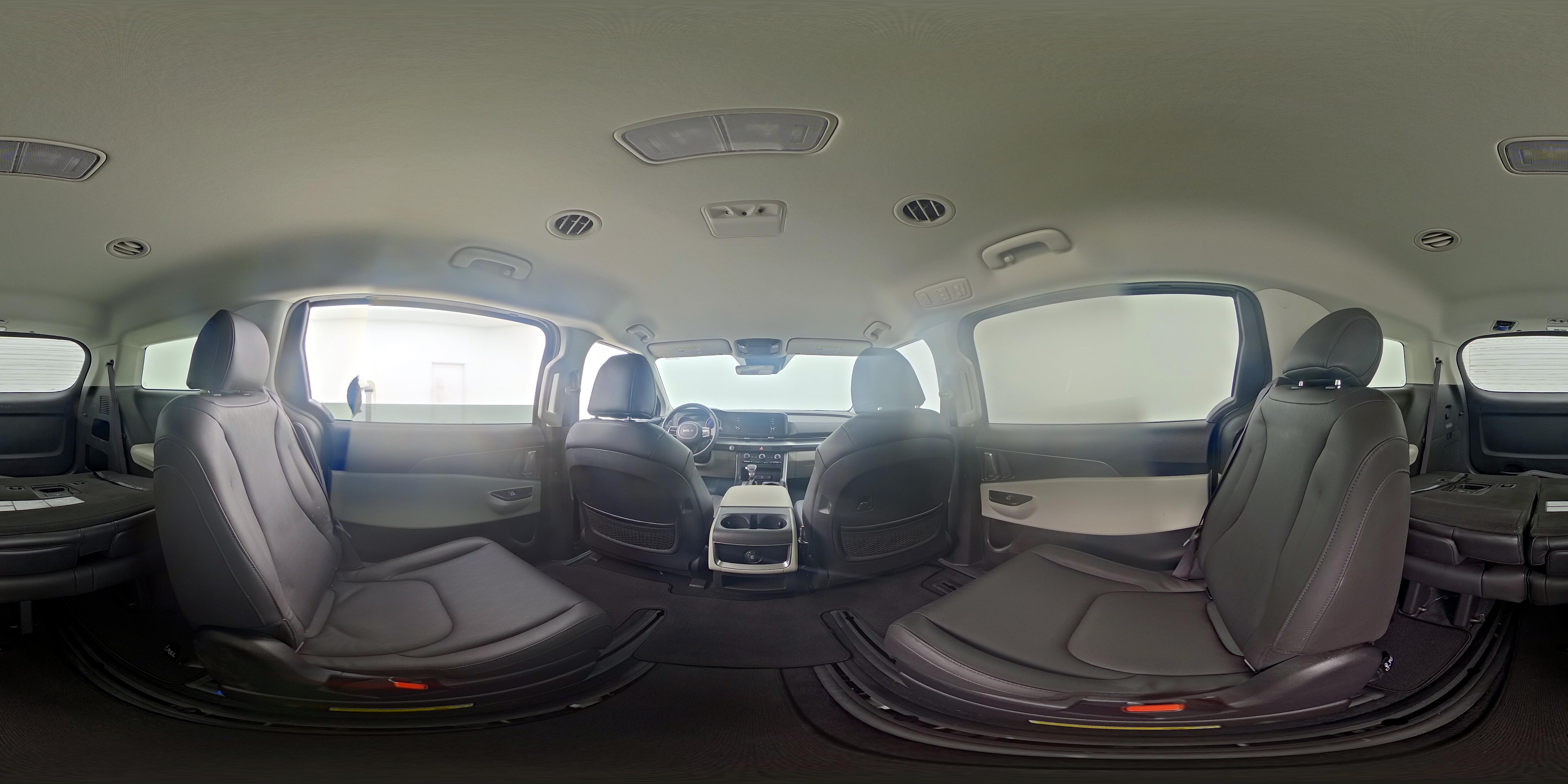2024 Kia Carnival LX Seat Pkg - Photo 27