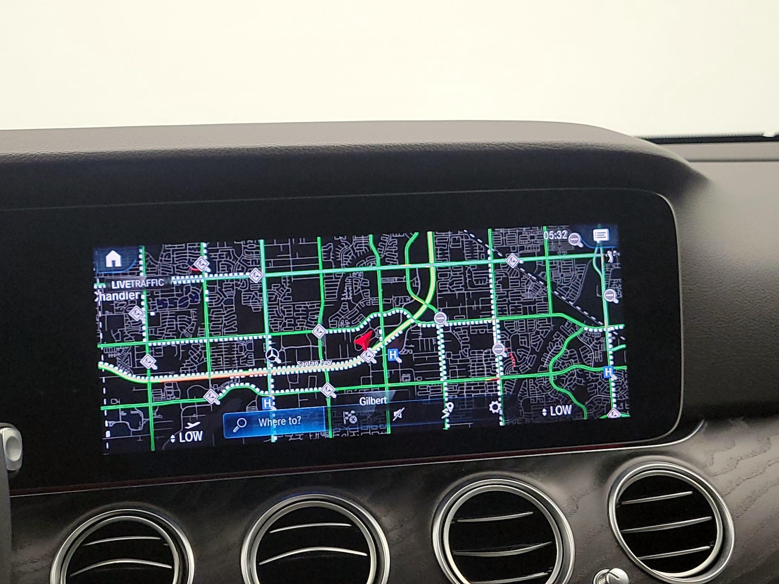 2022 Mercedes-Benz E-Class E350 - Photo 15