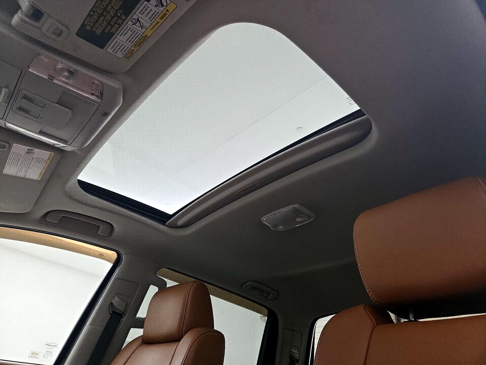 Sunroof(s) & Overhead Airbags