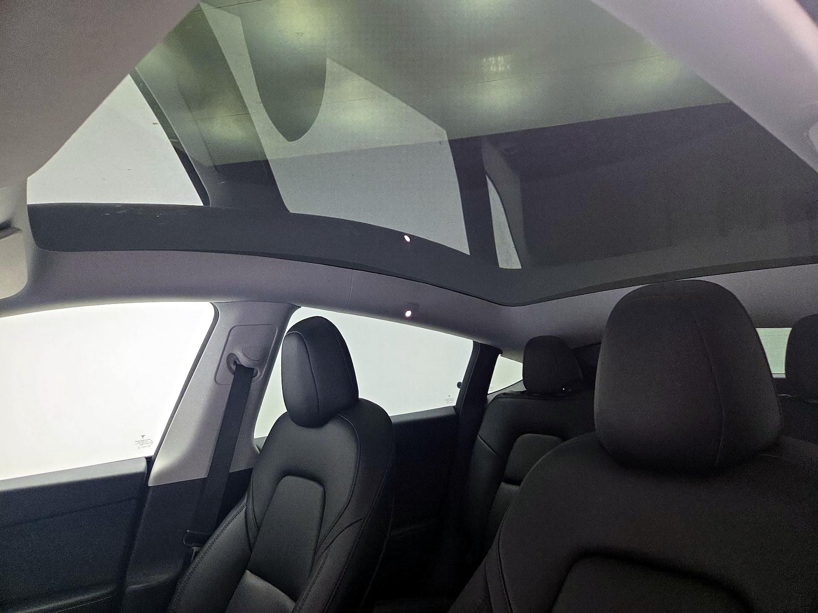 Skylight(s) & Overhead Airbags