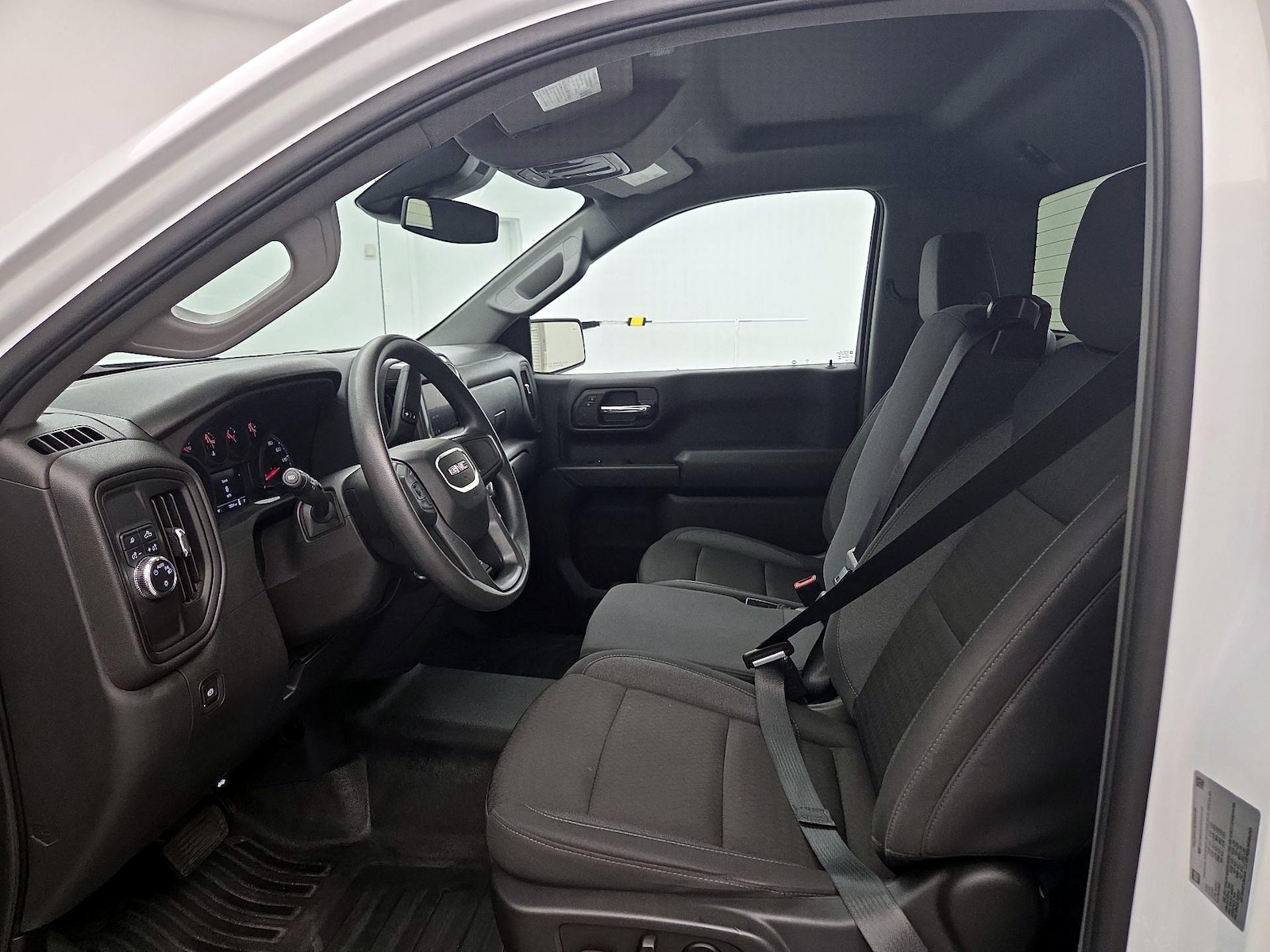 Power Seat(s) & Side Airbags