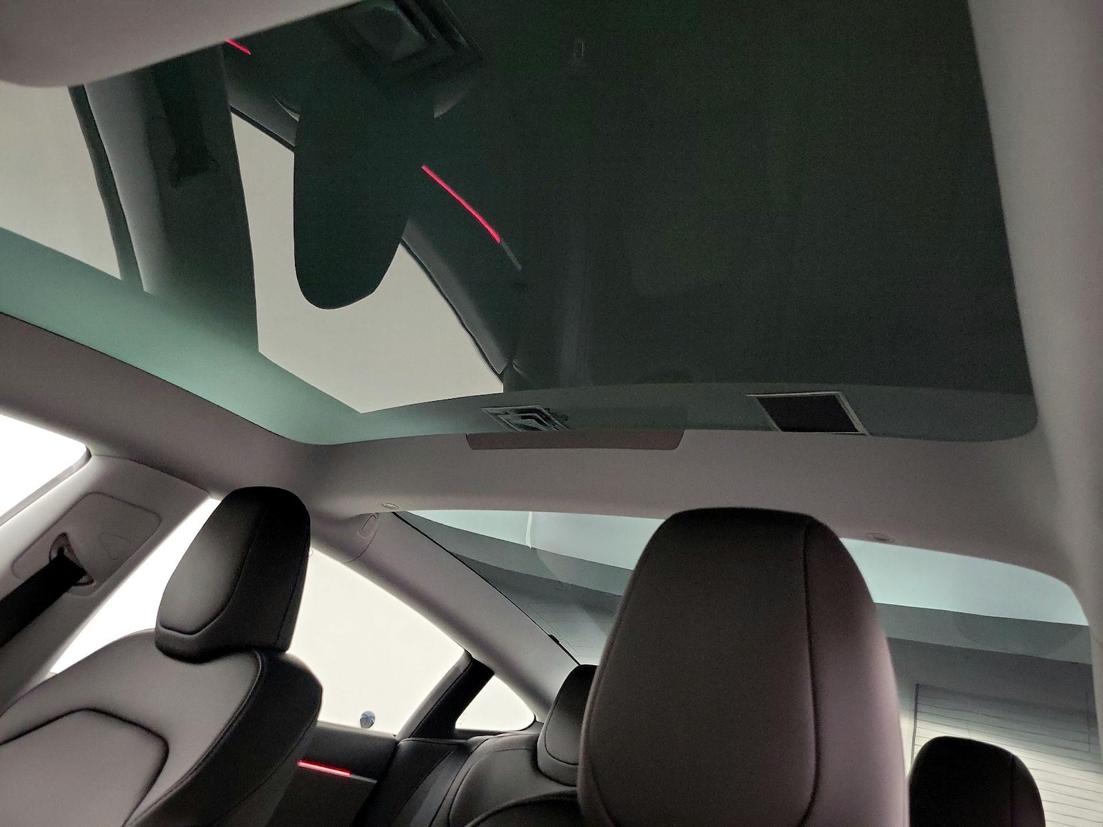 Skylight(s) & Overhead Airbags