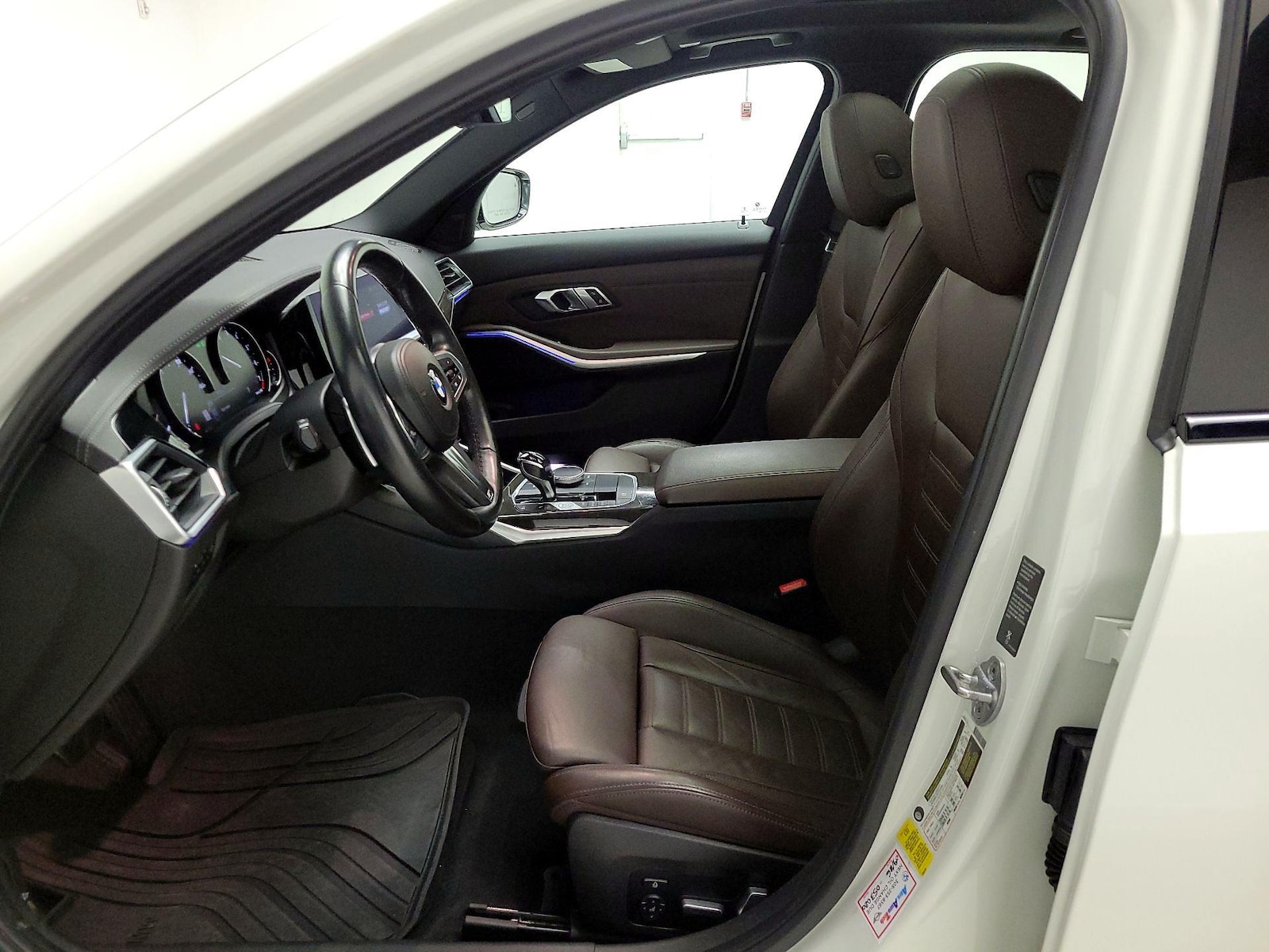 Power Seat(s) & Side Airbags