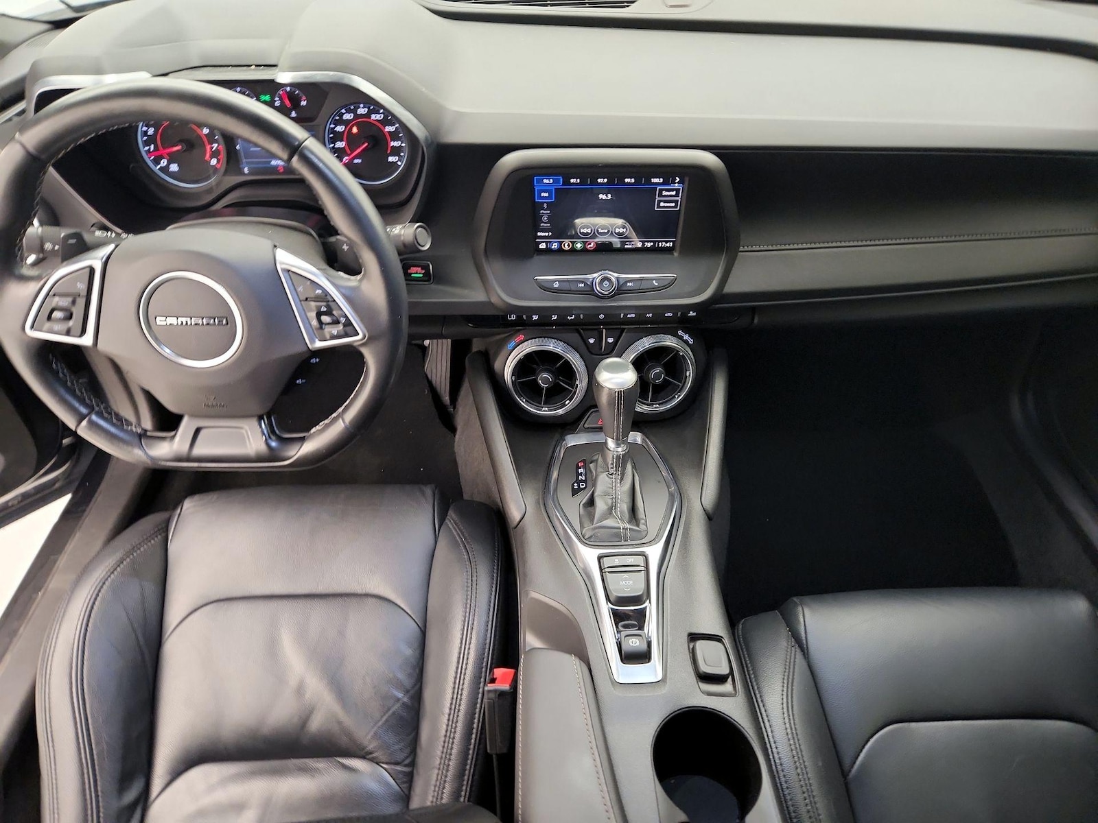 Apple CarPlay® & Android Auto™