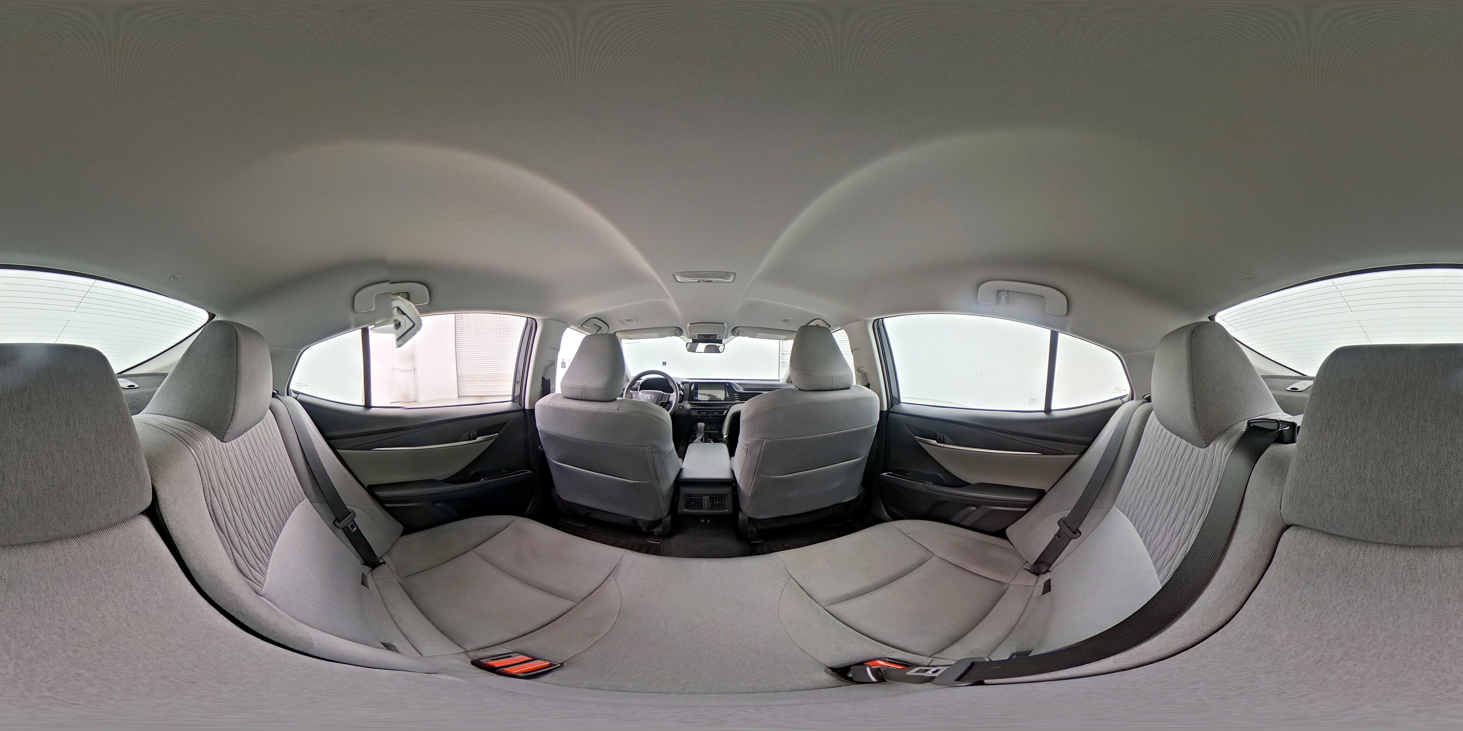 2026 Toyota Camry LE - Photo 25
