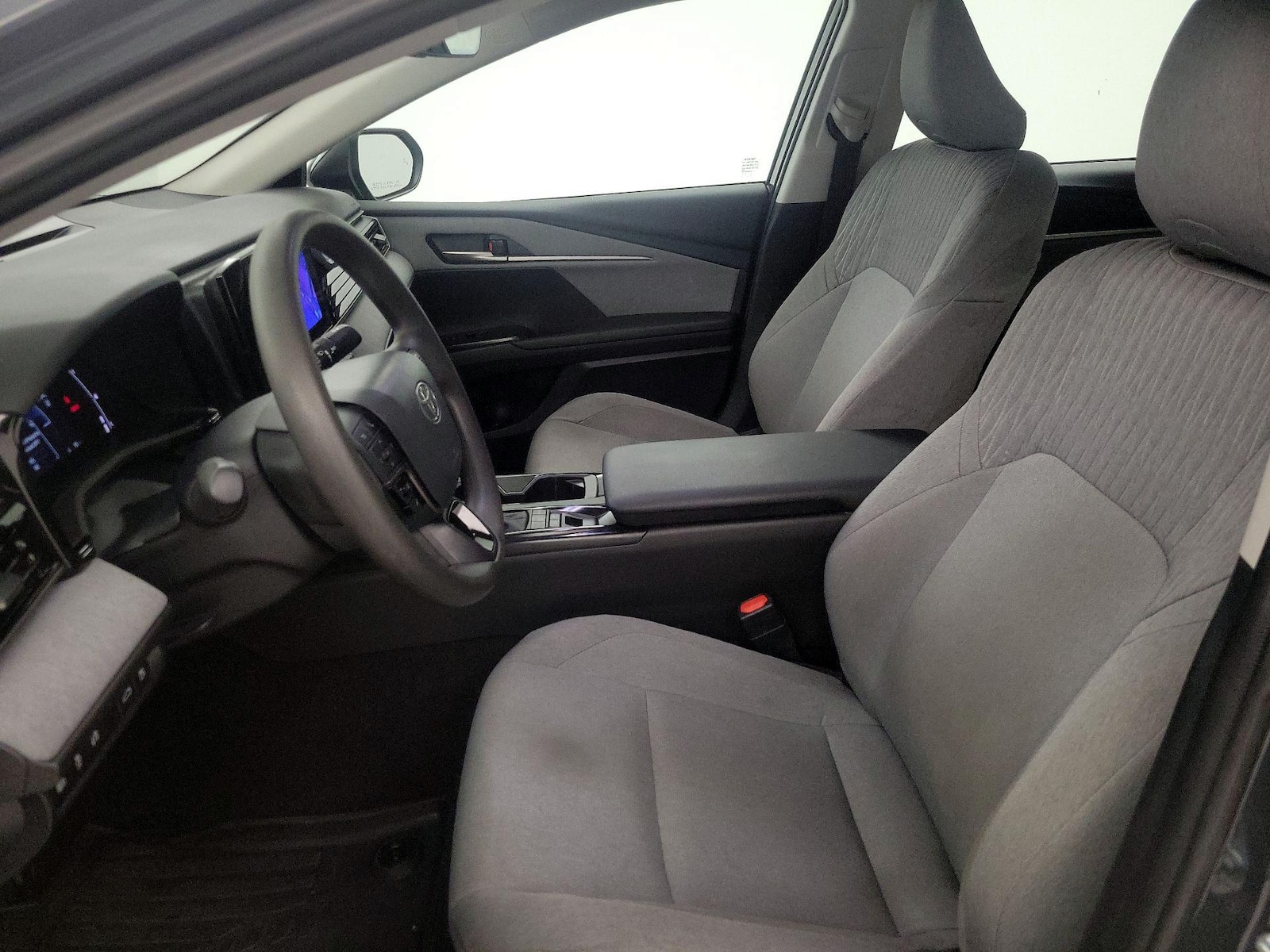 2026 Toyota Camry LE - Photo 12