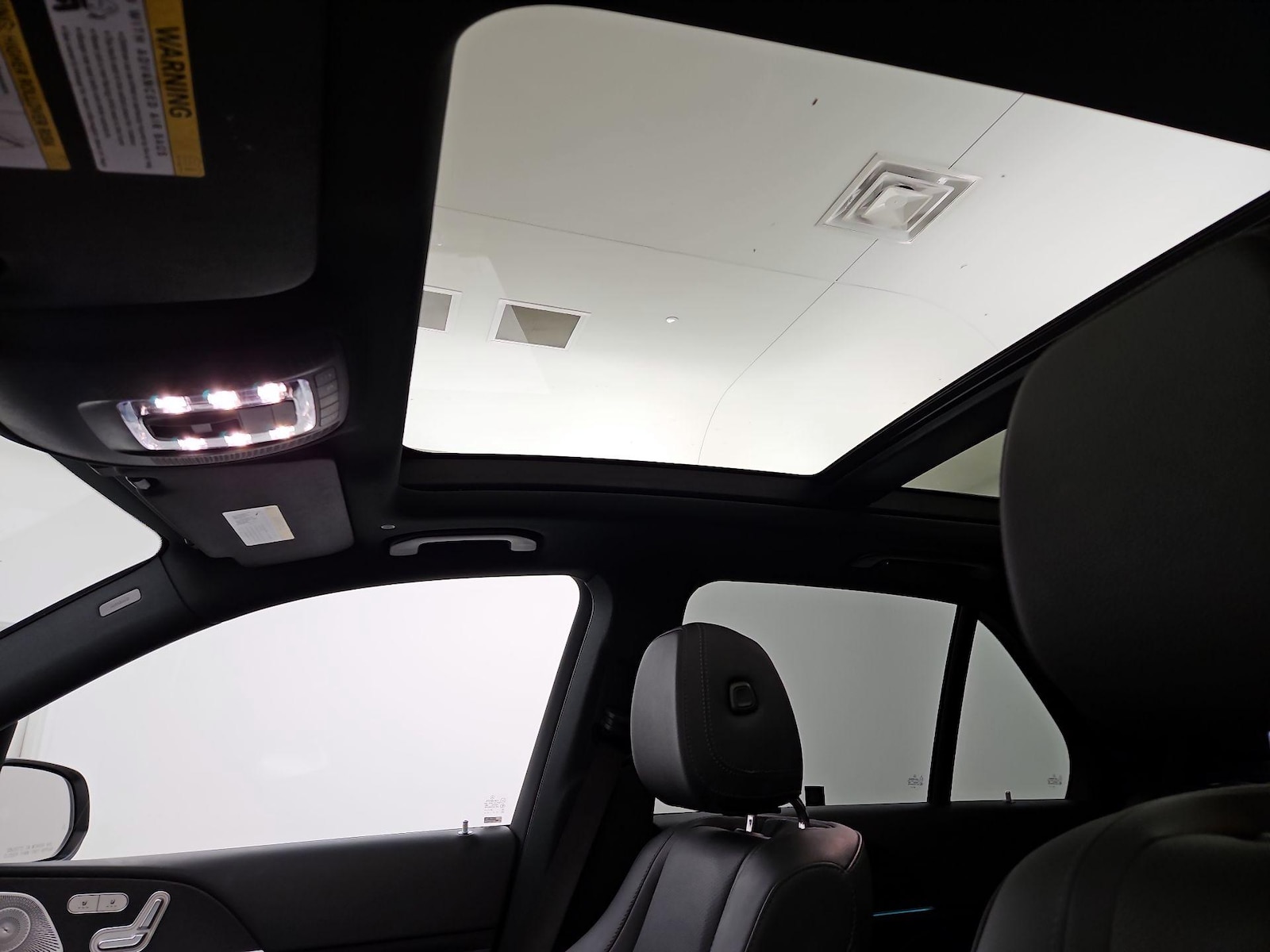 Sunroof(s) & Overhead Airbags