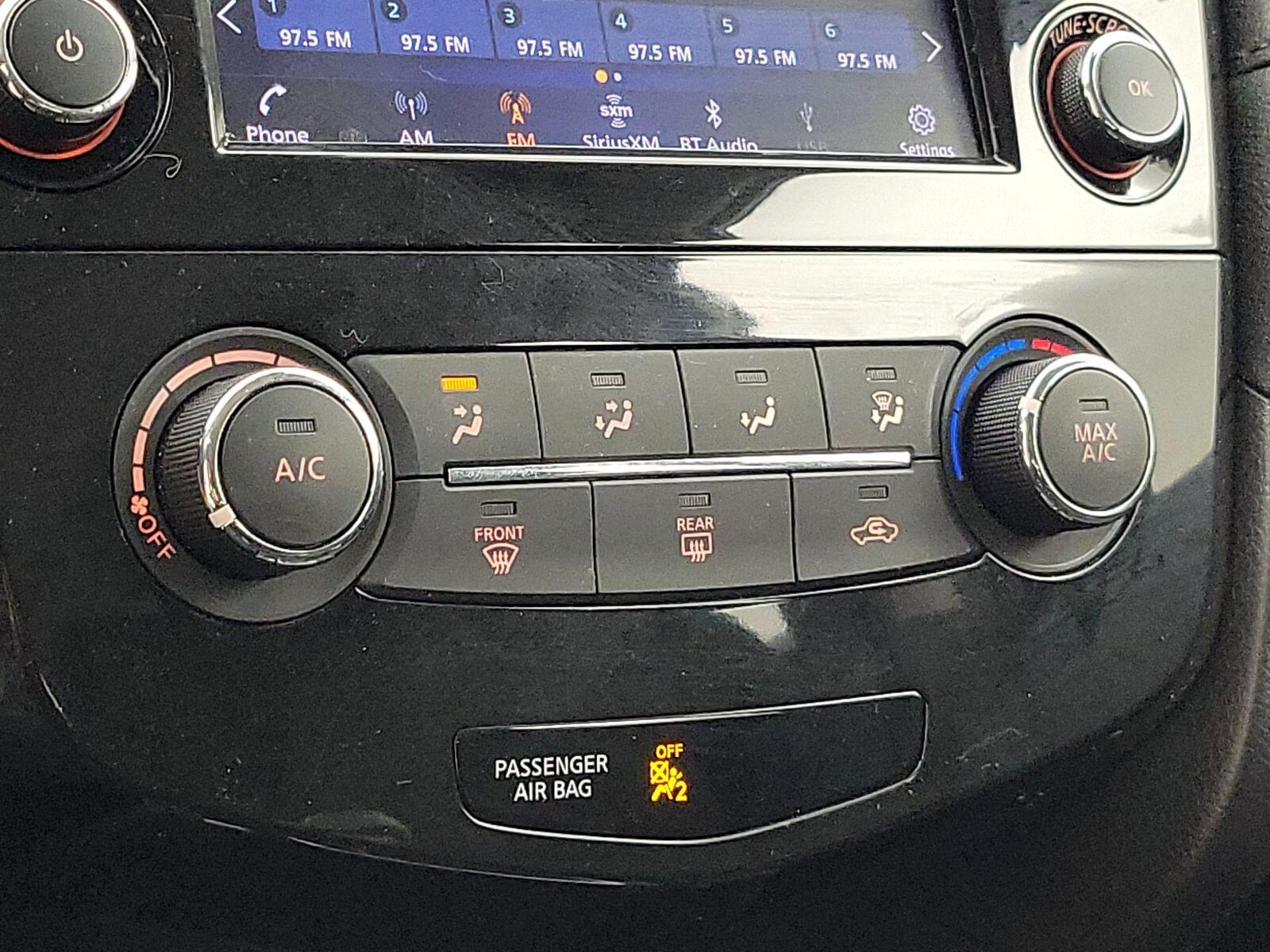 2020 Nissan Rogue S - Photo 17