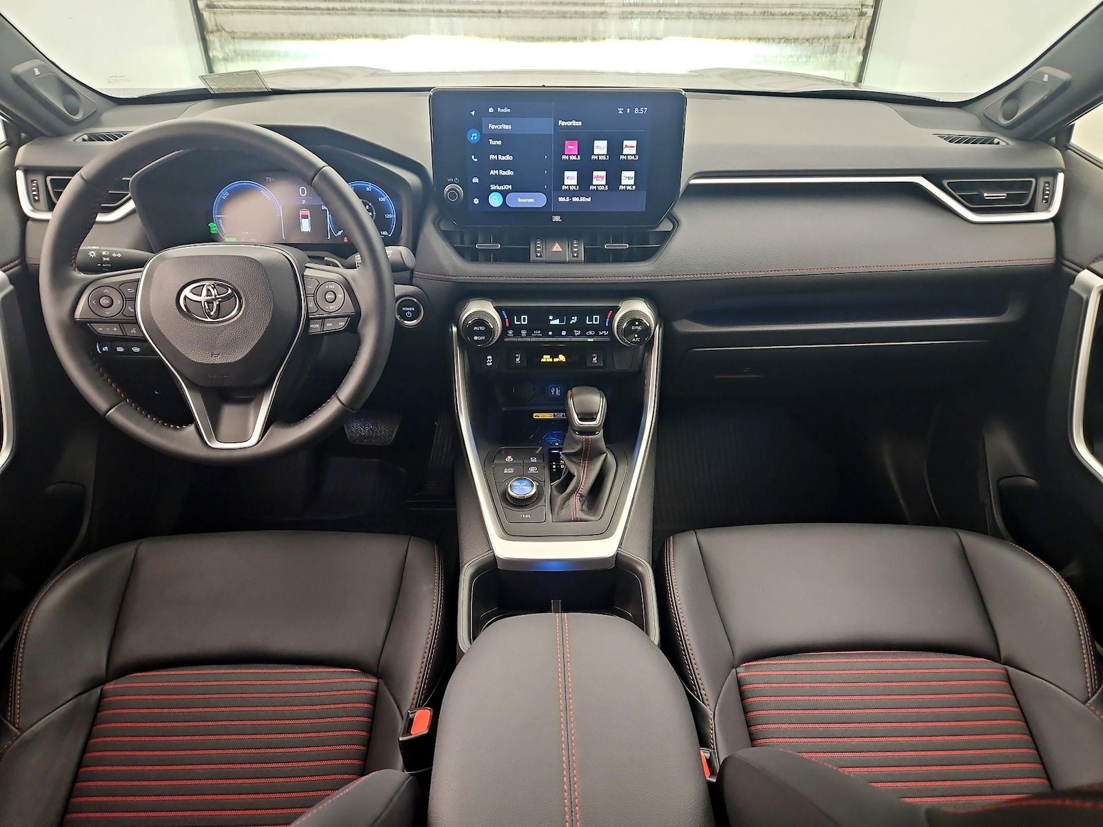 Apple CarPlay® & Android Auto™