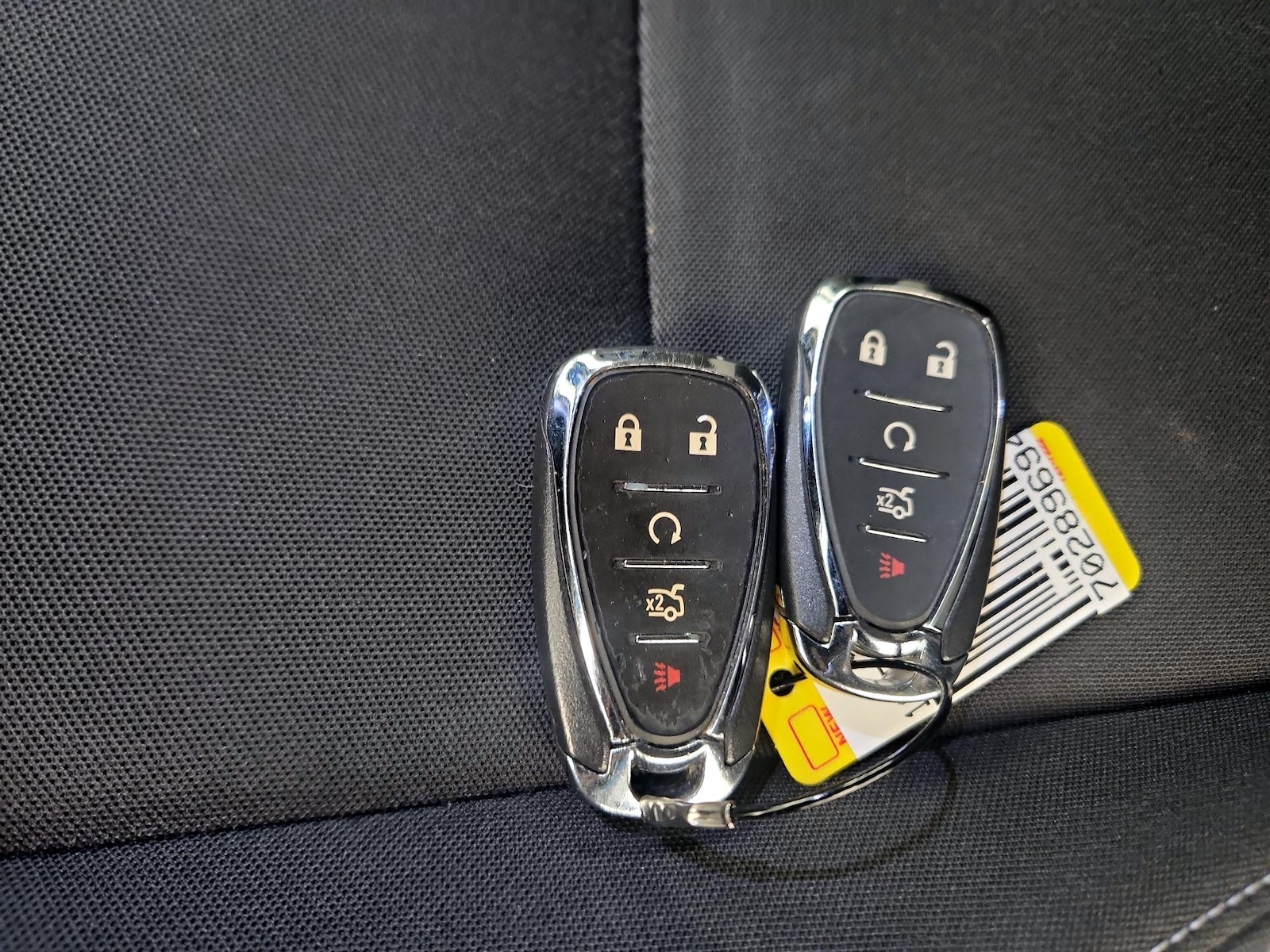 2021 Chevrolet Camaro 1LS - Photo 22