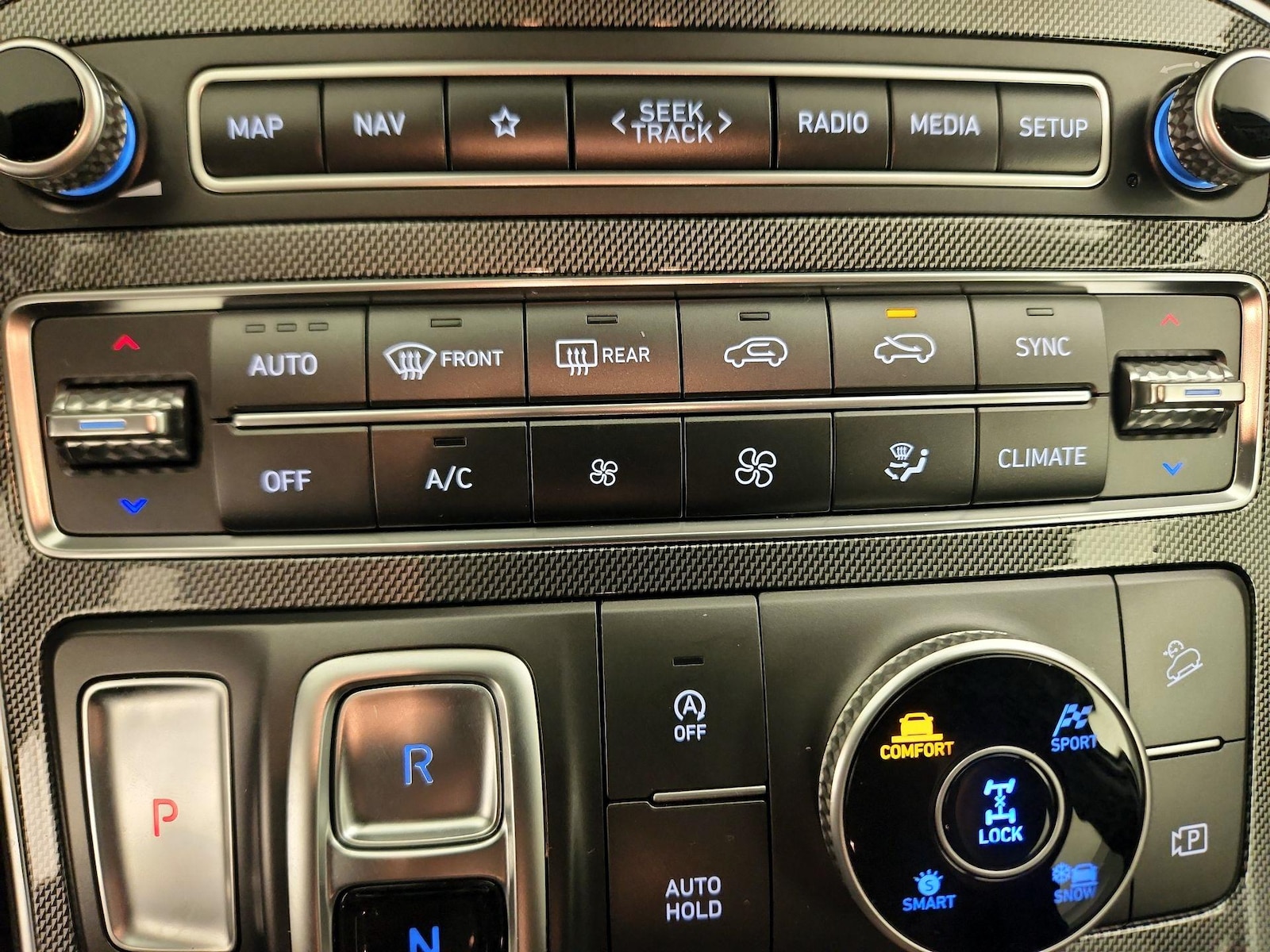2023 Hyundai Santa Fe SEL - Photo 18