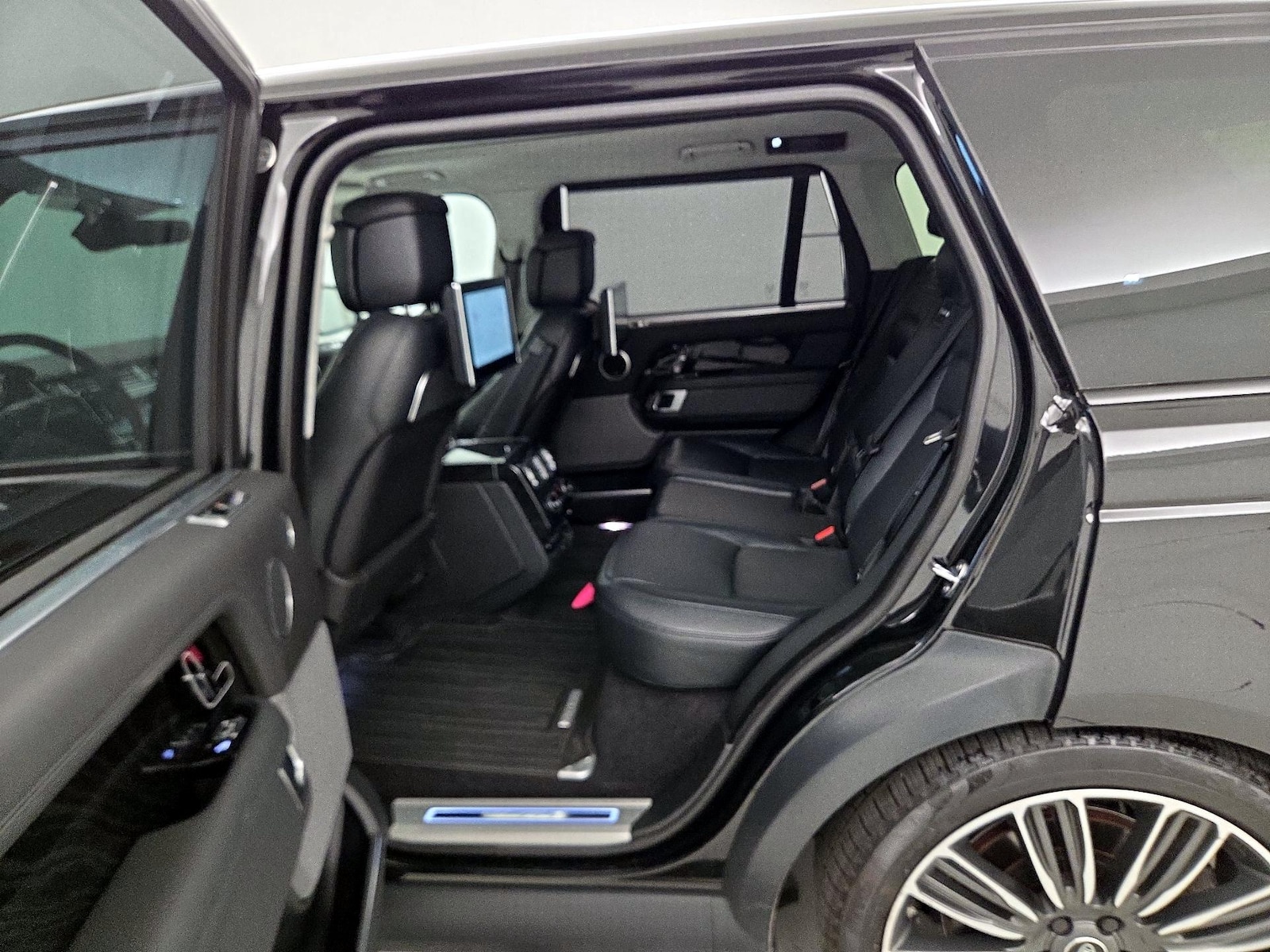 Rear Air Conditioning
