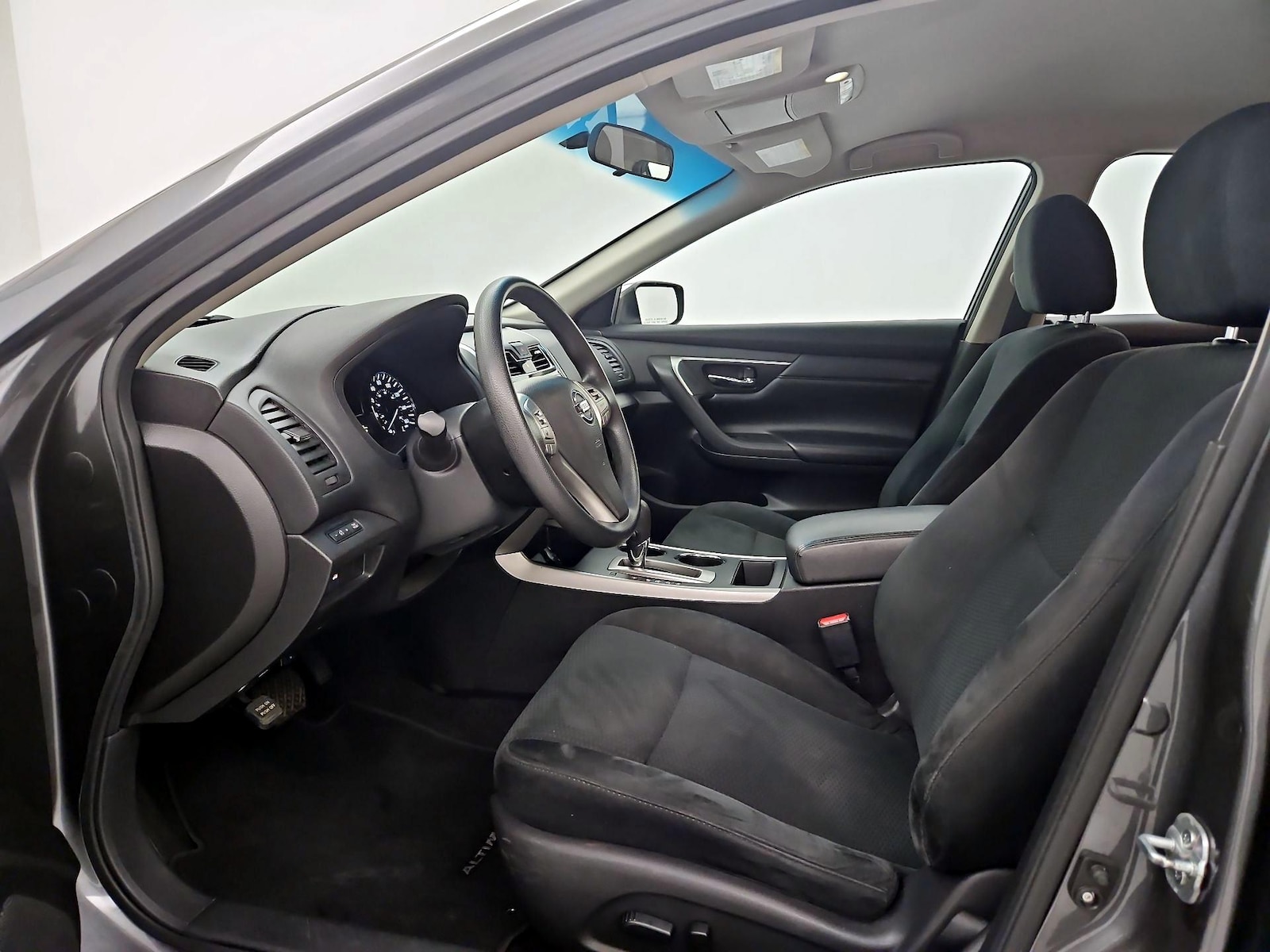 Power Seat(s) & Side Airbags