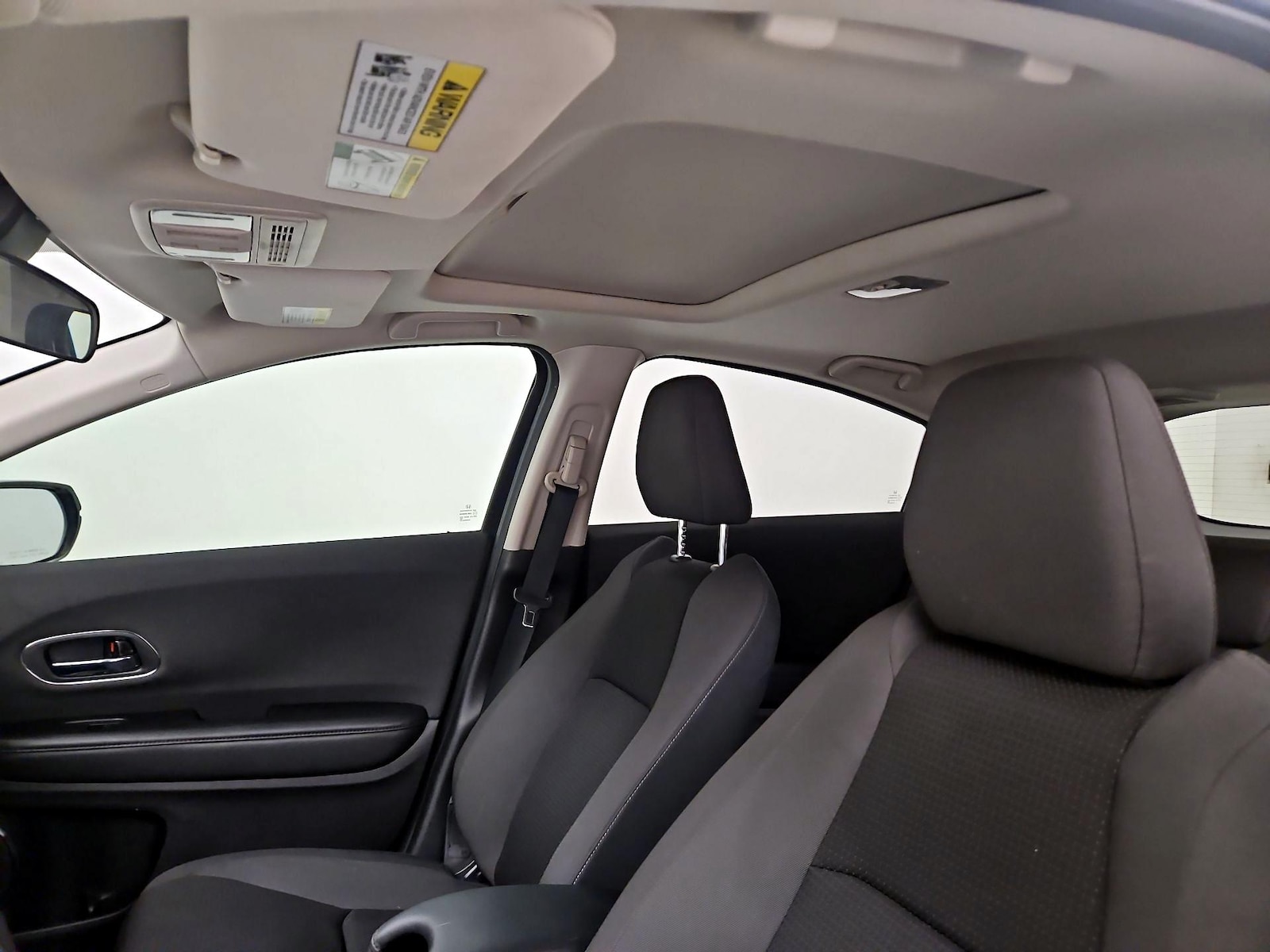 Sunroof(s) & Overhead Airbags