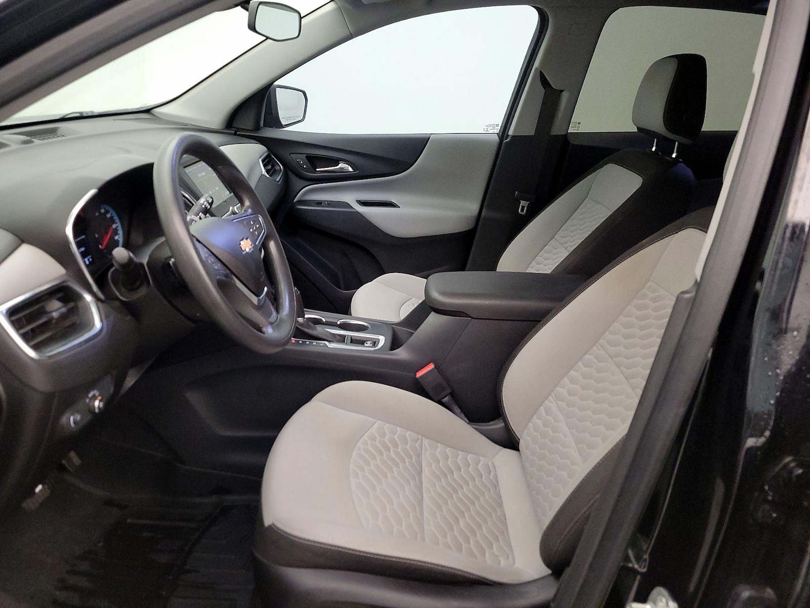 Power Seat(s) & Side Airbags