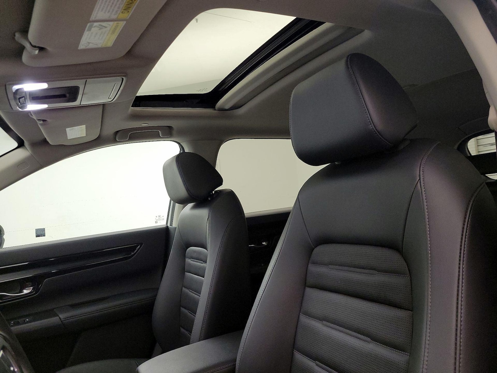 Sunroof(s) & Overhead Airbags