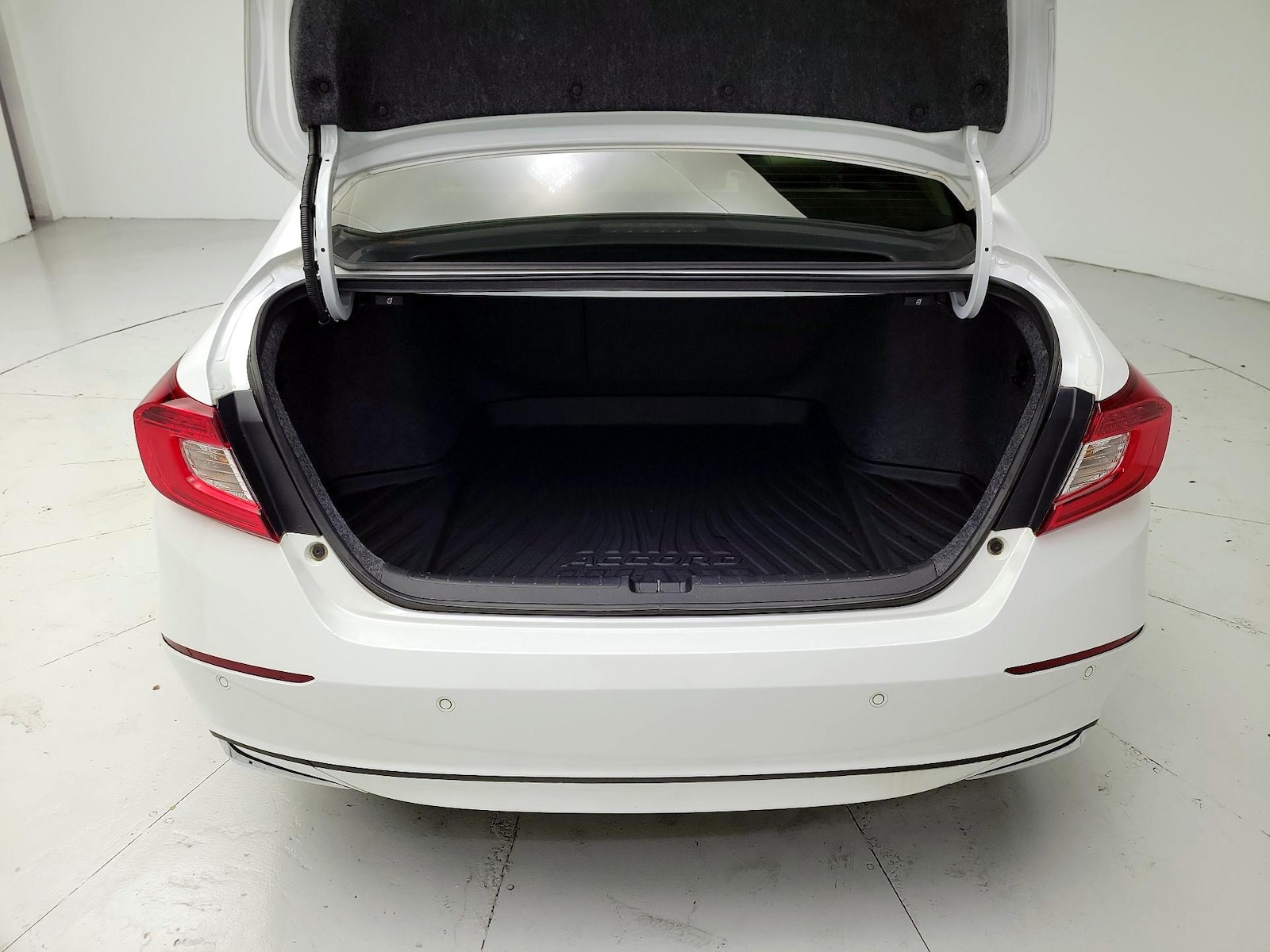 2022 Honda Accord Hybrid EX-L - Photo 22