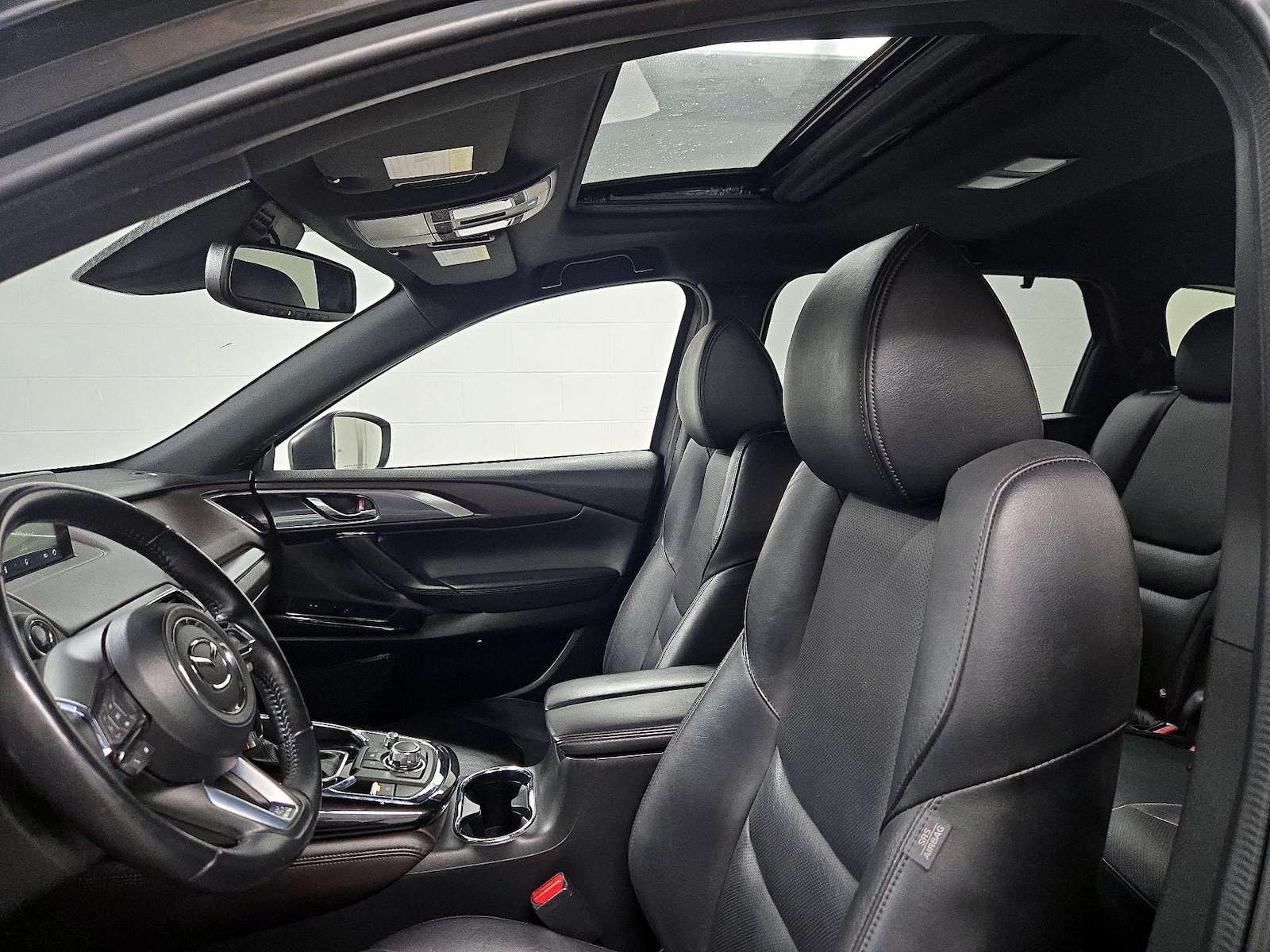 Sunroof(s) & Overhead Airbags