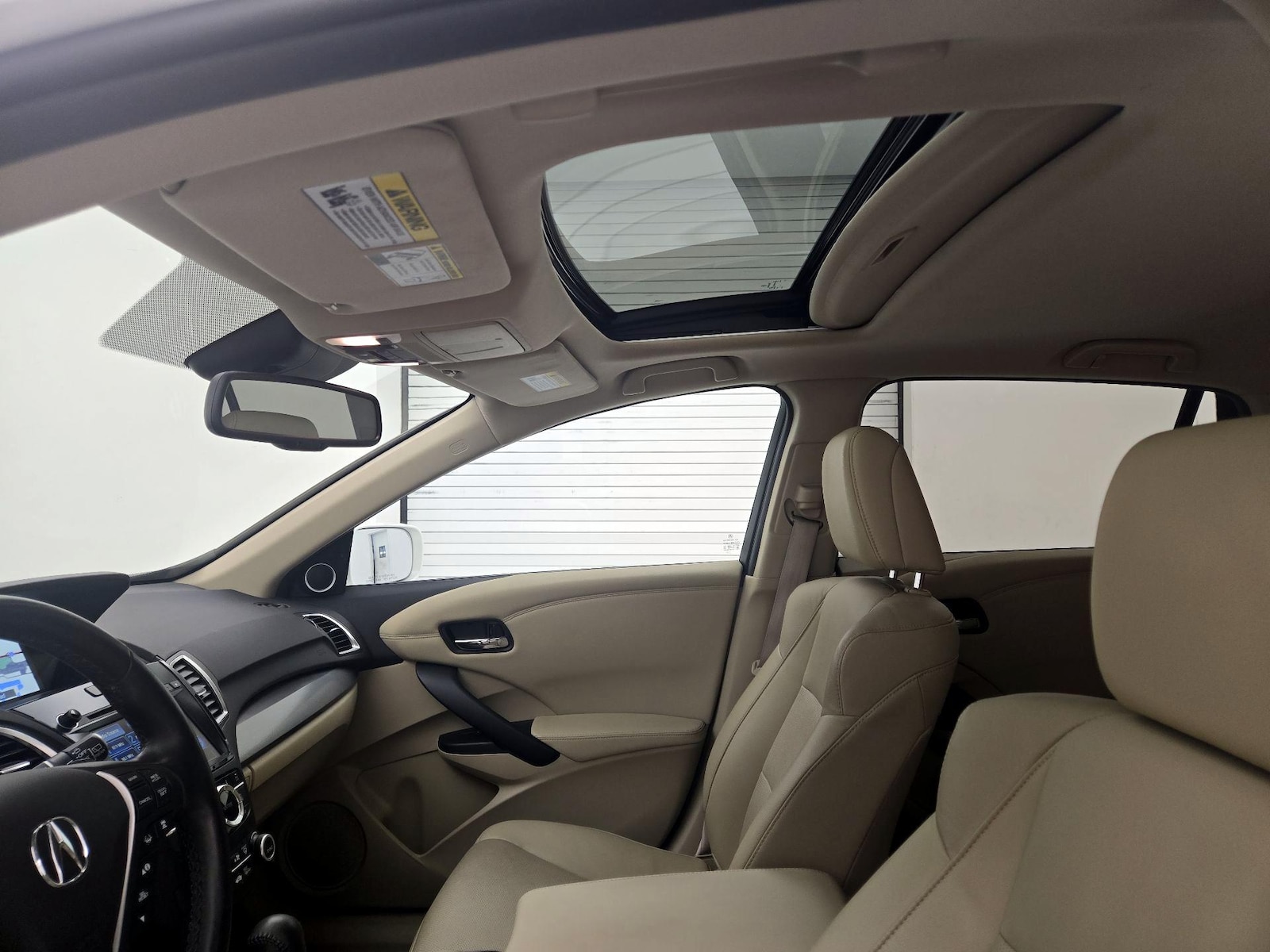 Sunroof(s) & Overhead Airbags