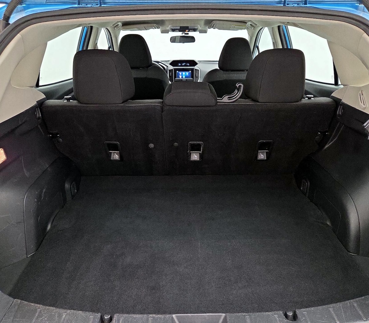Trunk/Cargo (Seats Up)