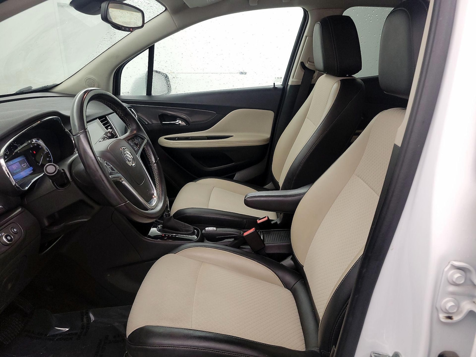 Power Seat(s) & Side Airbags
