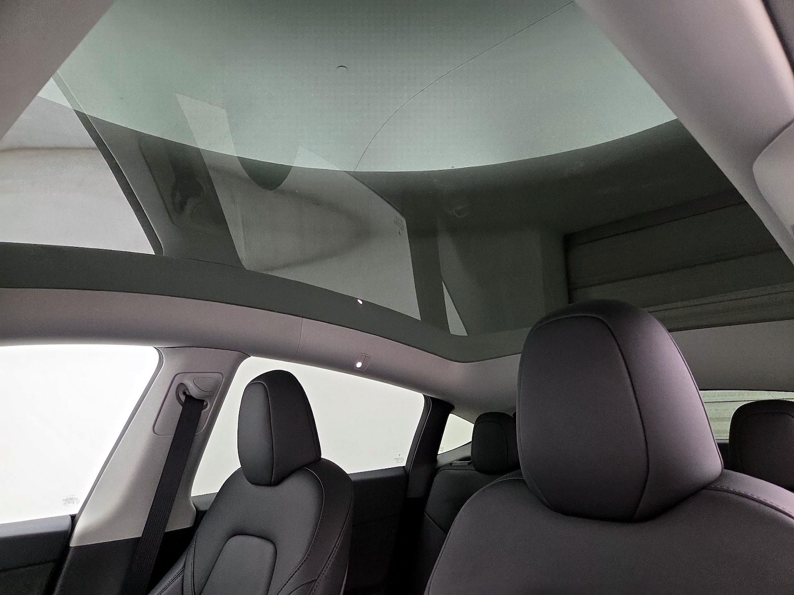 Skylight(s) & Overhead Airbags