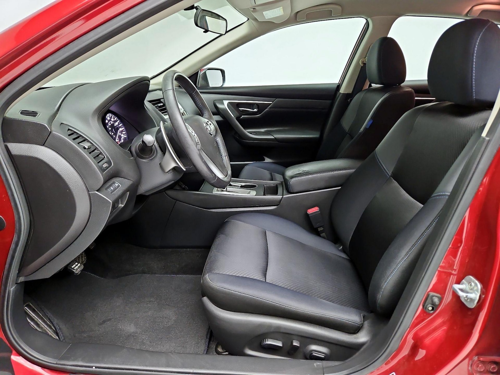 Power Seat(s) & Side Airbags