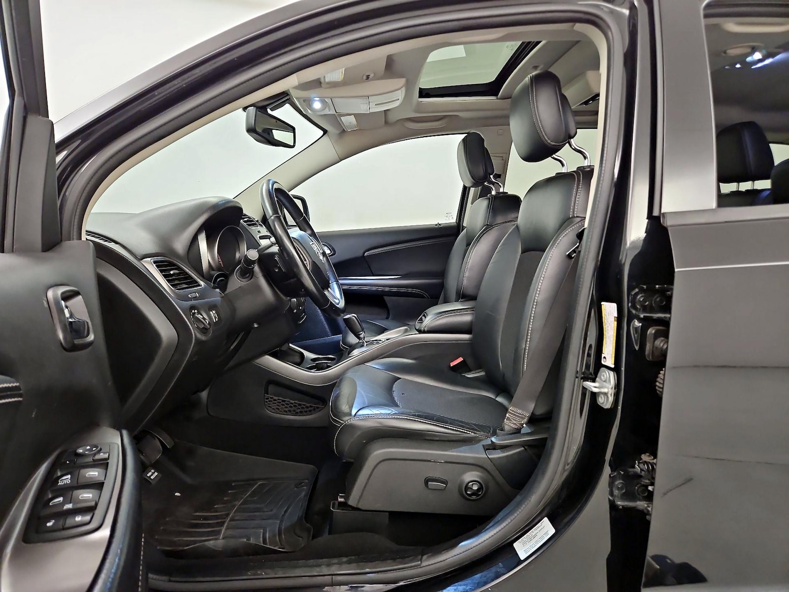 Power Seat(s) & Side Airbags