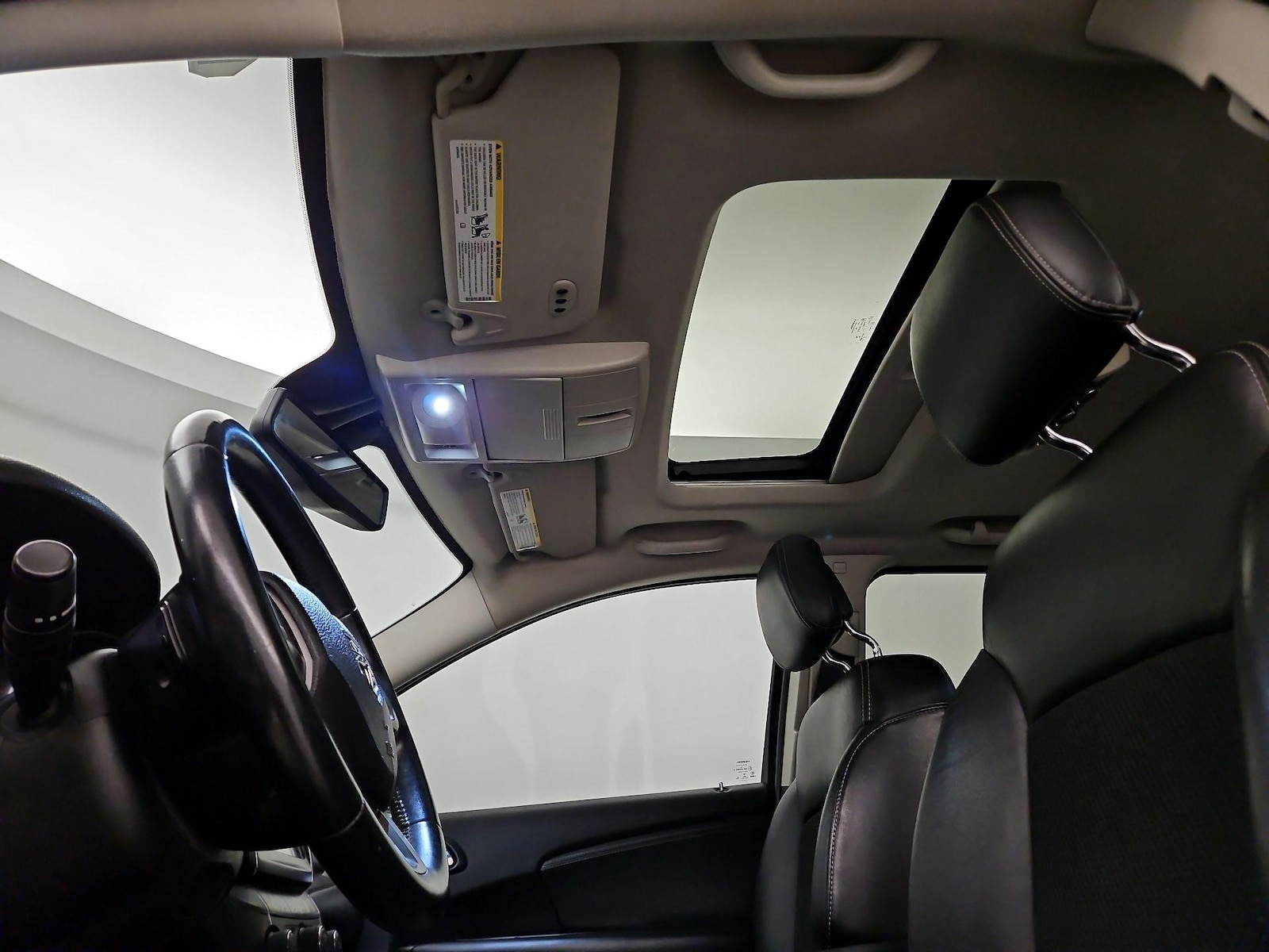 Sunroof(s) & Overhead Airbags