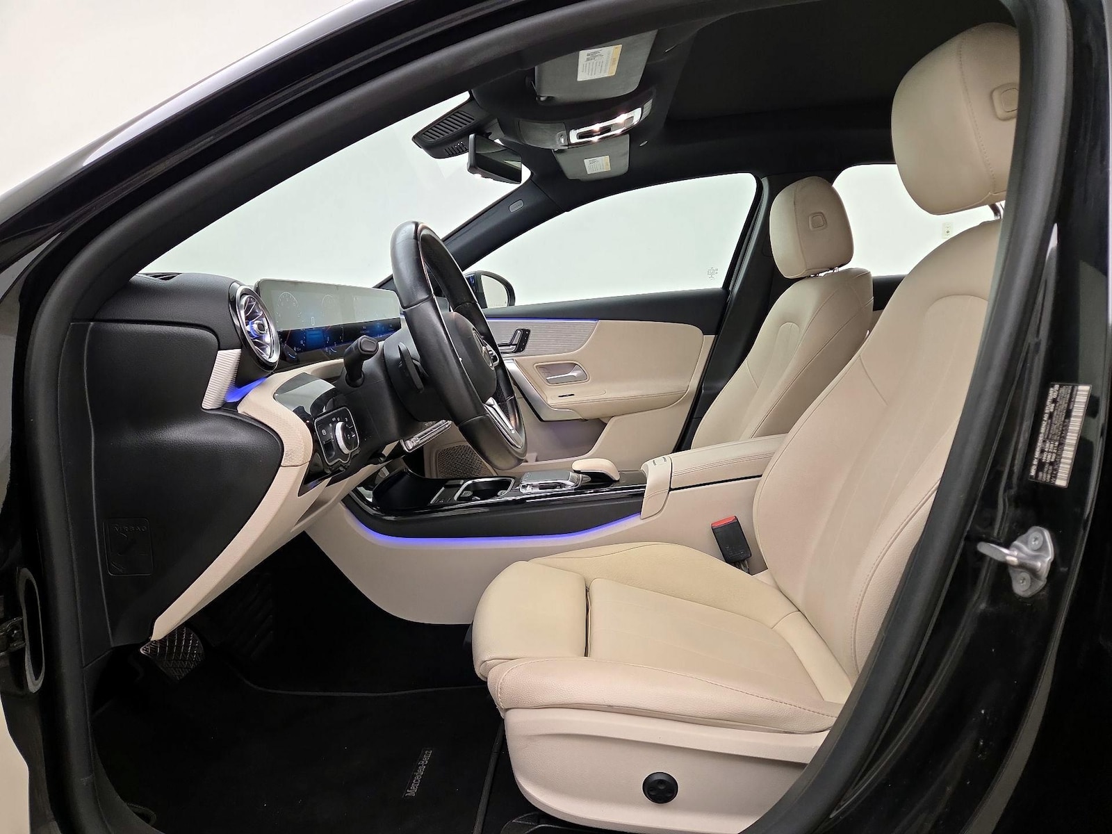 Power Seat(s) & Side Airbags
