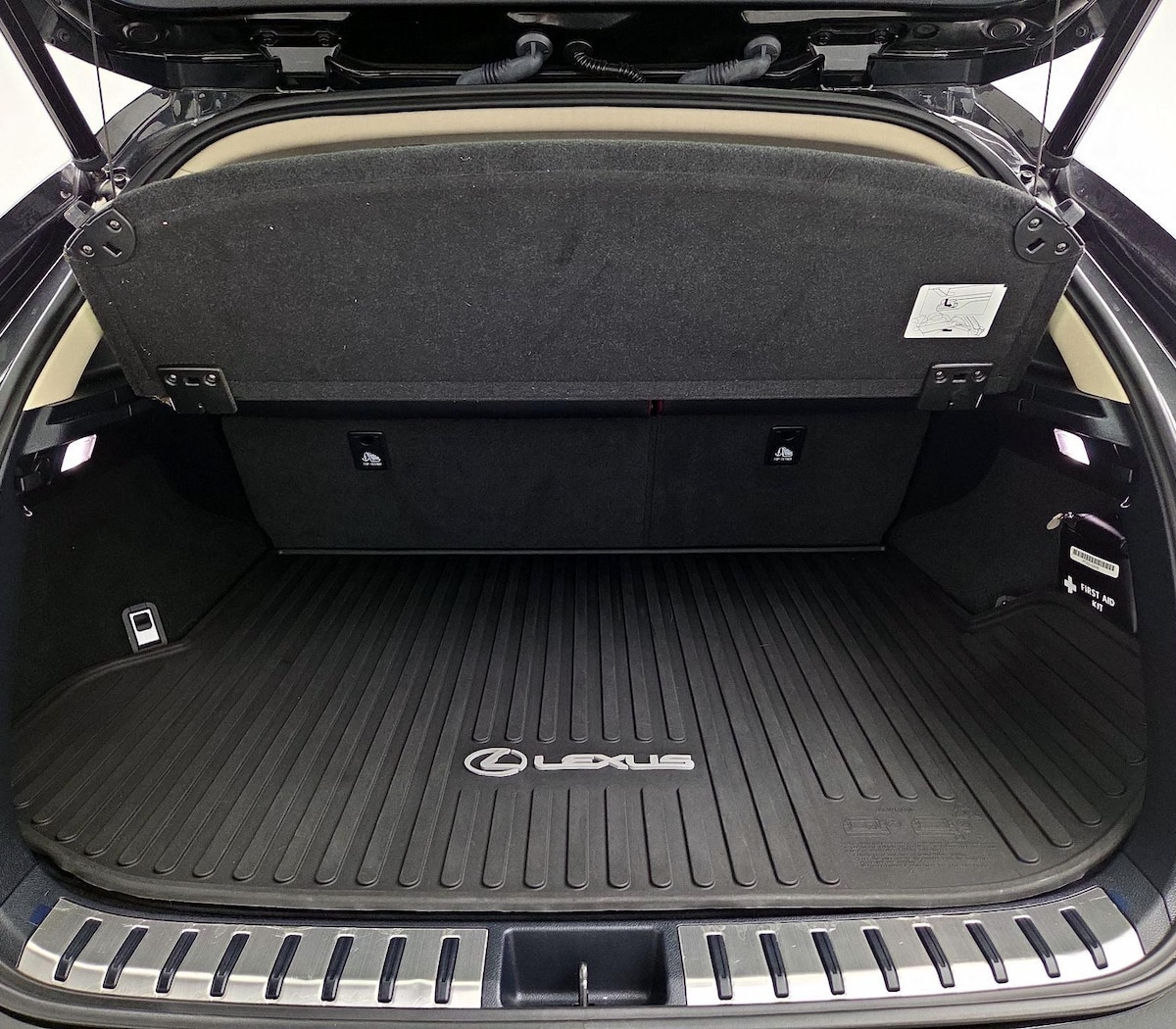 Trunk/Cargo (Seats Up)