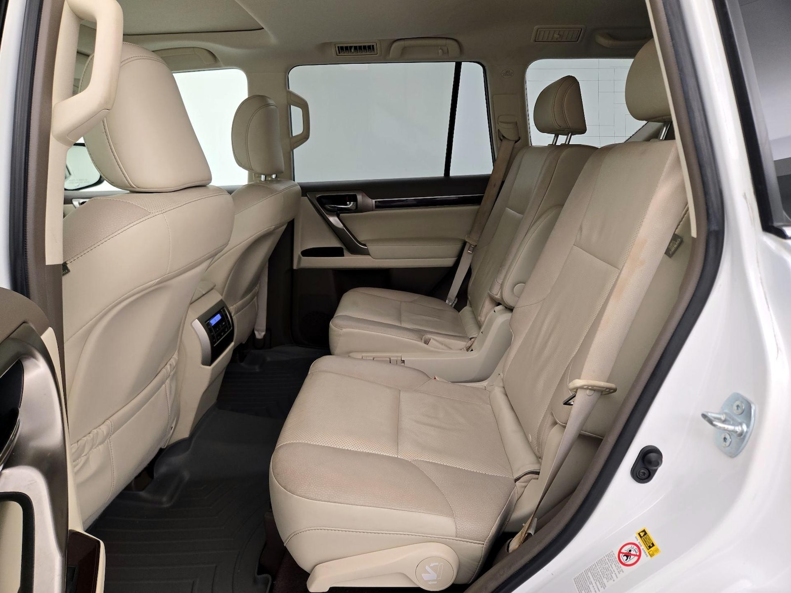 Rear Air Conditioning