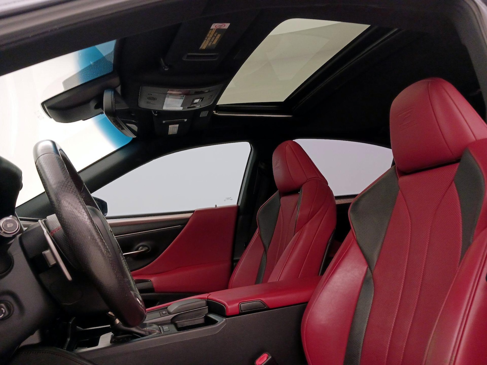 Sunroof(s) & Overhead Airbags