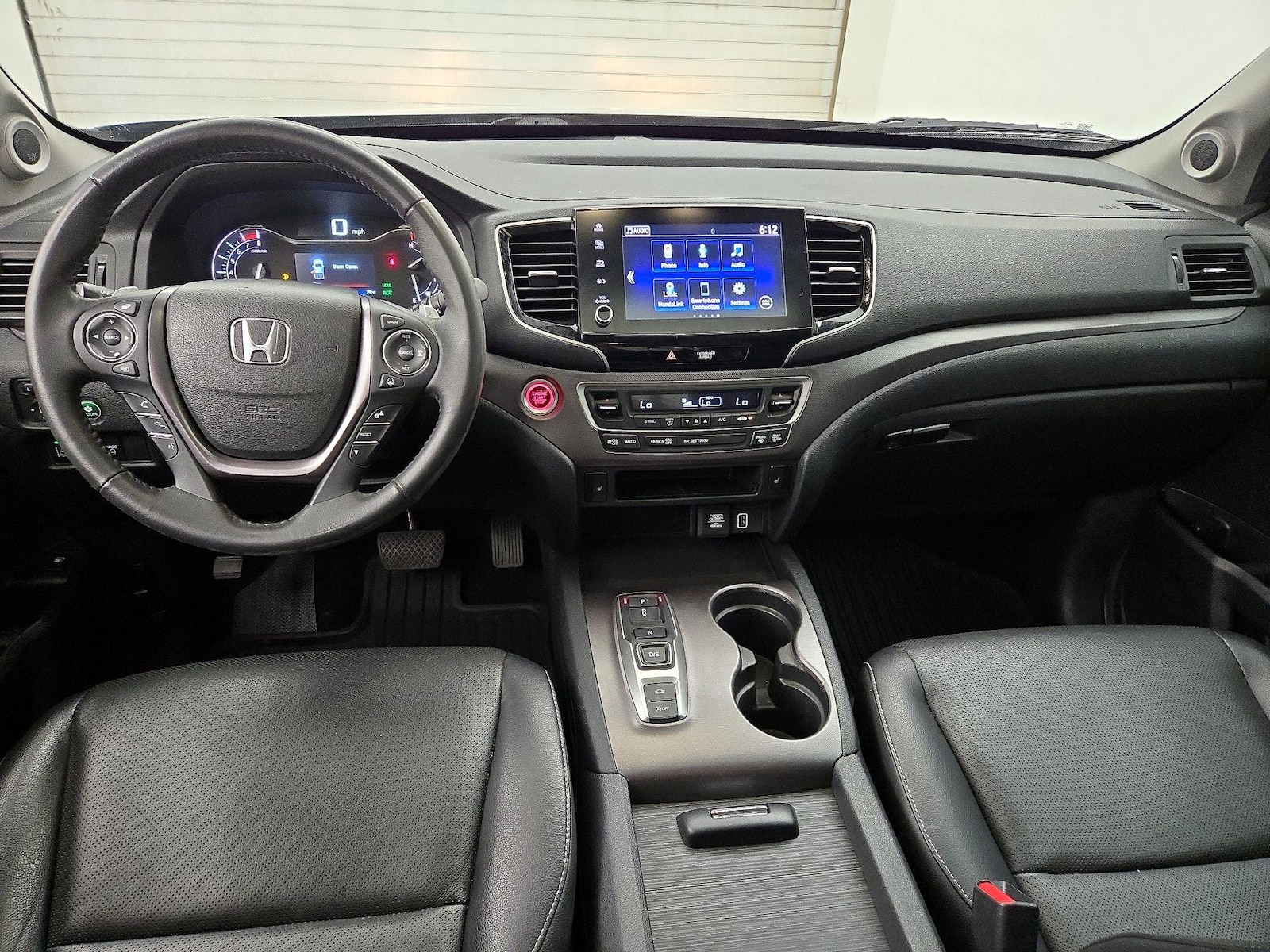 Apple CarPlay® & Android Auto™