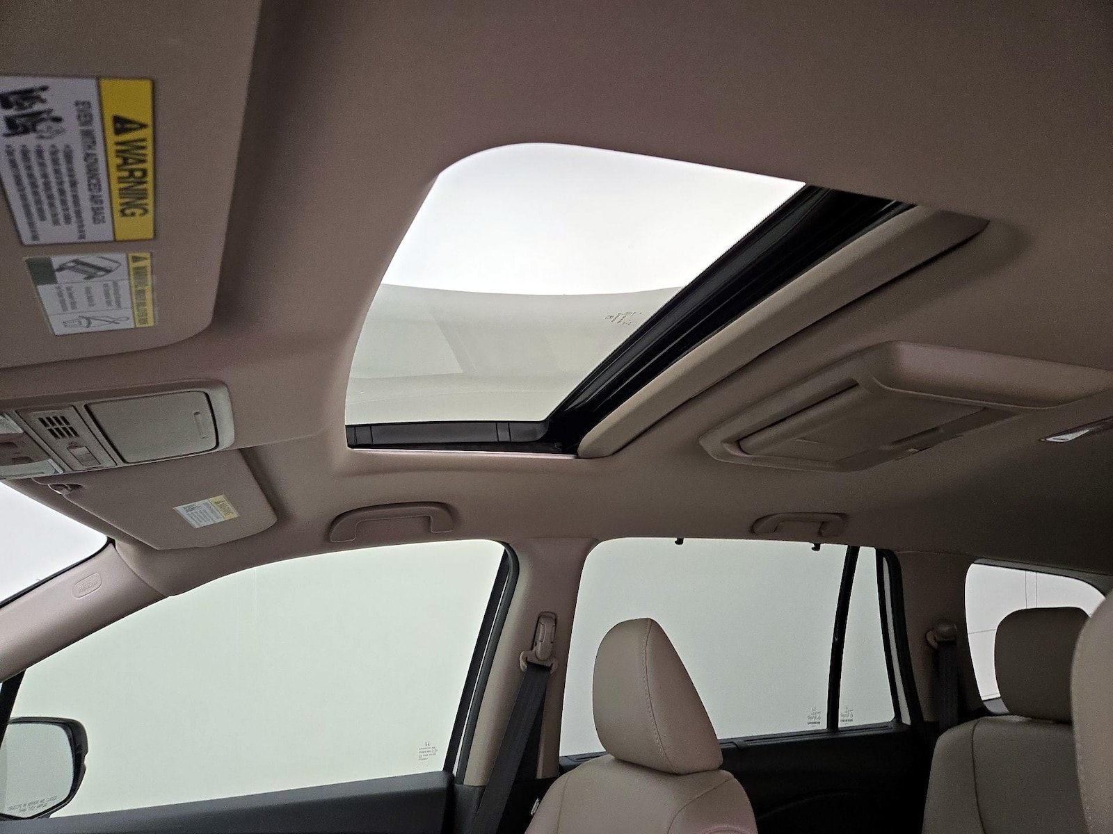 Sunroof(s) & Overhead Airbags