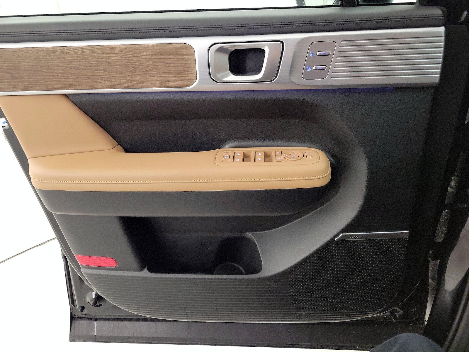 2024 Hyundai Santa Fe Limited - Photo 13