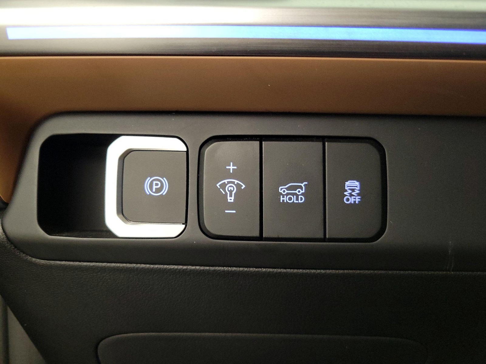 2024 Hyundai Santa Fe Limited - Photo 14
