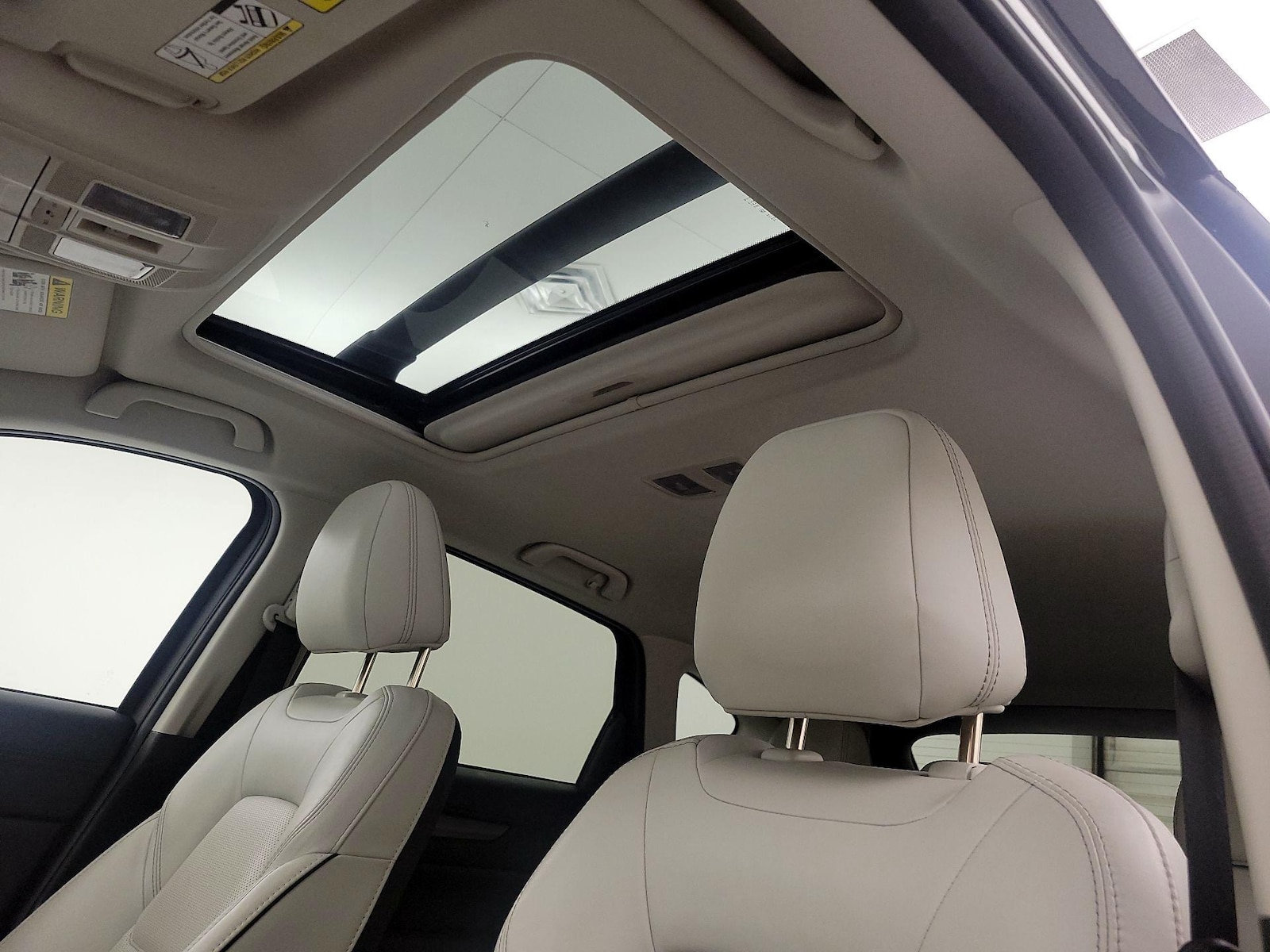 Sunroof(s) & Overhead Airbags