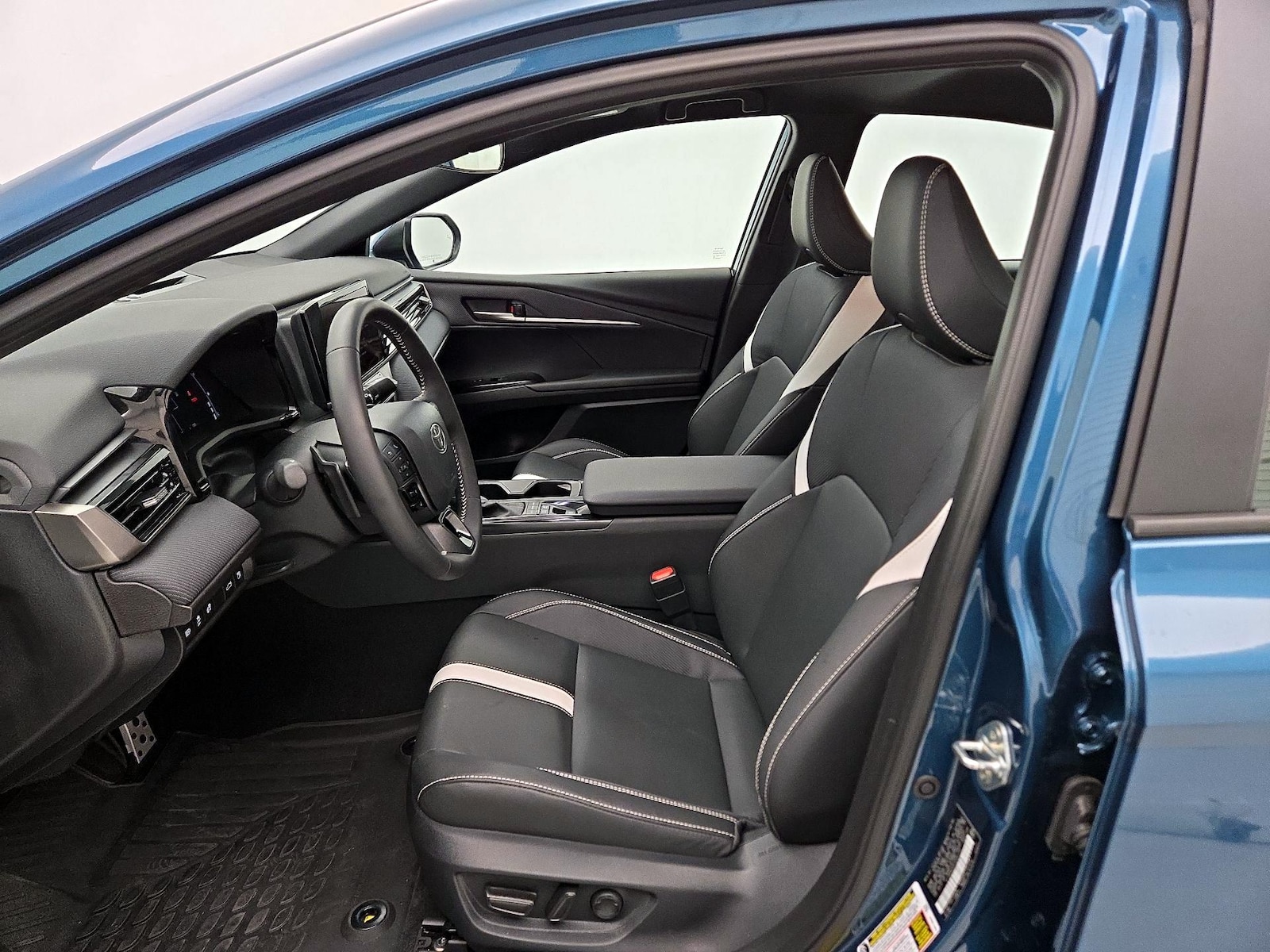 Power Seat(s) & Side Airbags