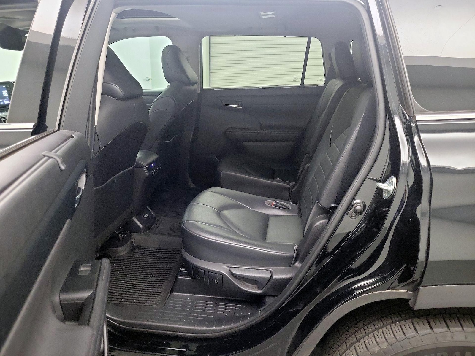 Rear Air Conditioning