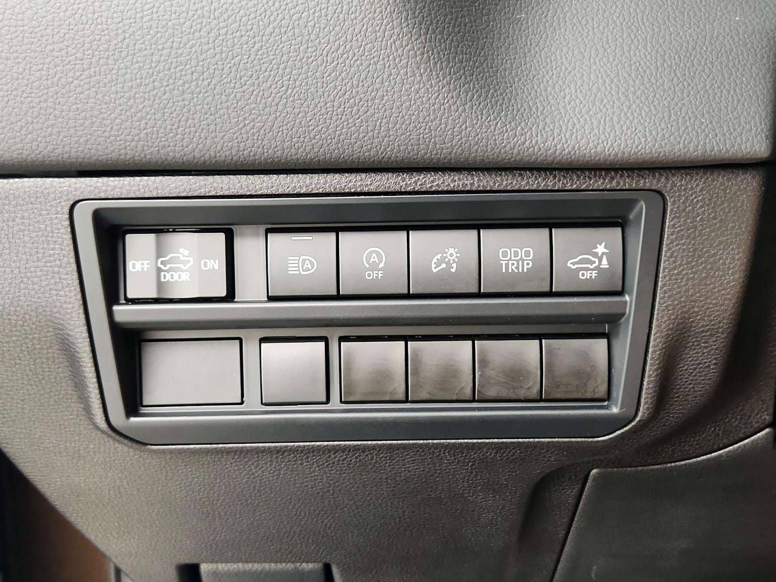 2024 Toyota Tundra Limited - Photo 14