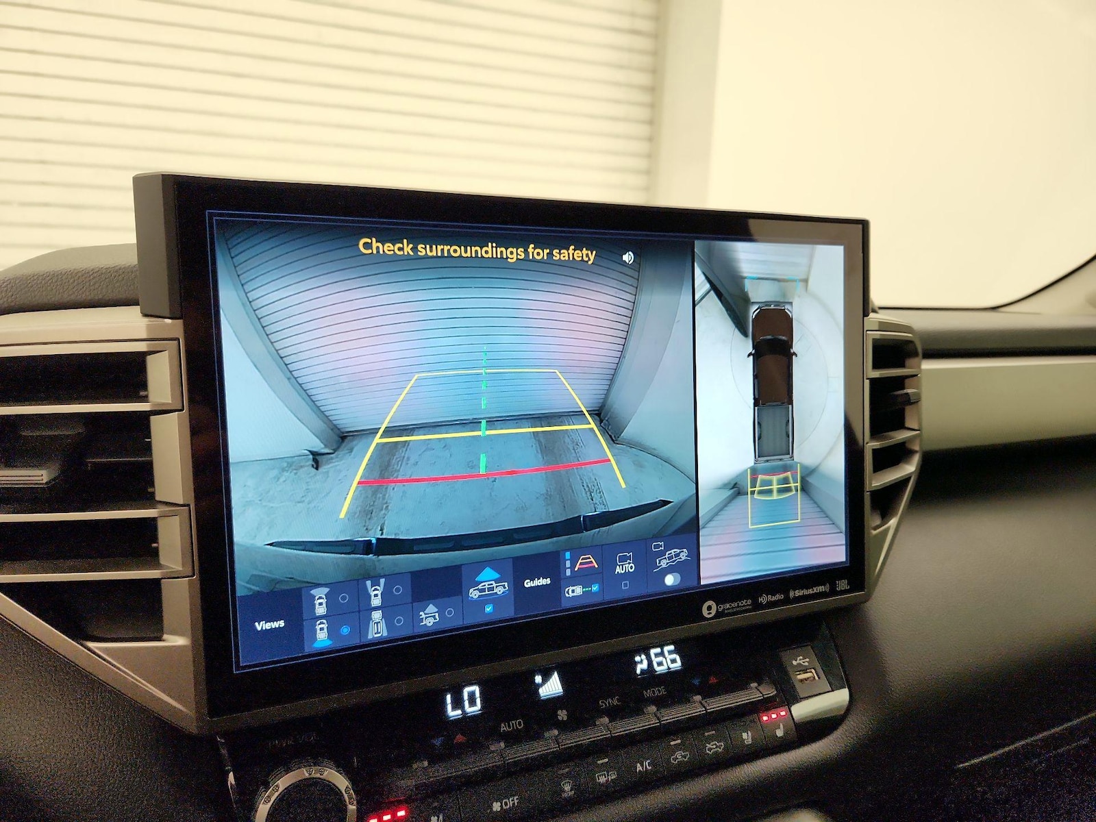 2024 Toyota Tundra Limited - Photo 15