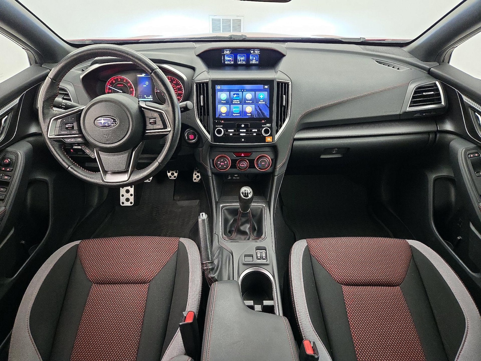 Apple CarPlay® & Android Auto™