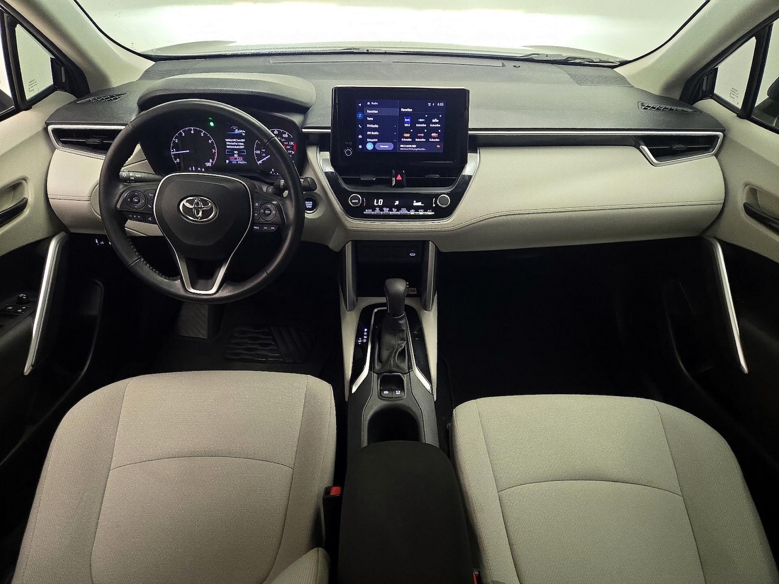 Apple CarPlay® & Android Auto™